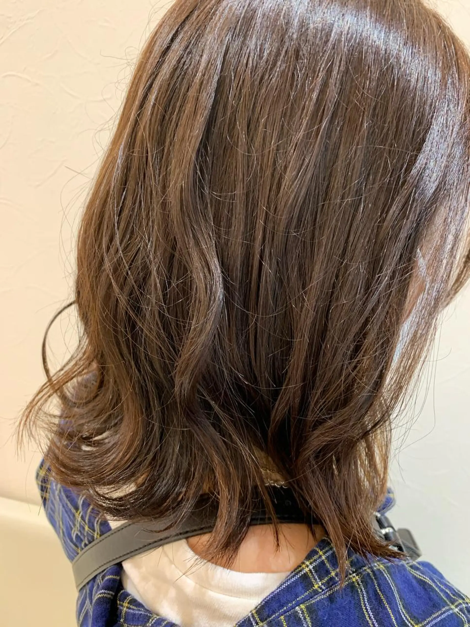 ミディアム 副店長 星野 梨南葉のヘアスタイル