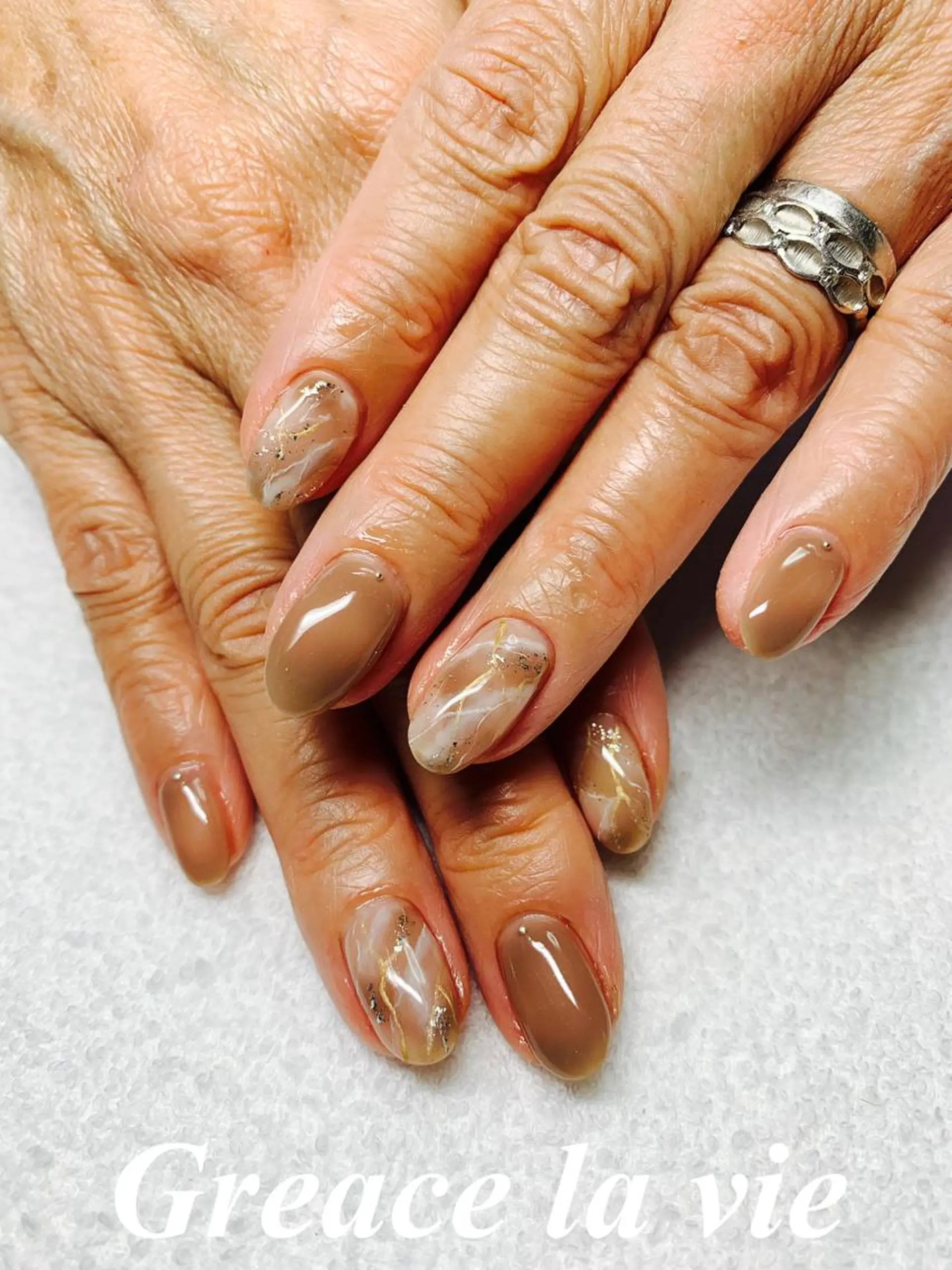 ミディアム カラー キッズ ネイル Greace la vie所属・Greace  la vieのネイルデザイン