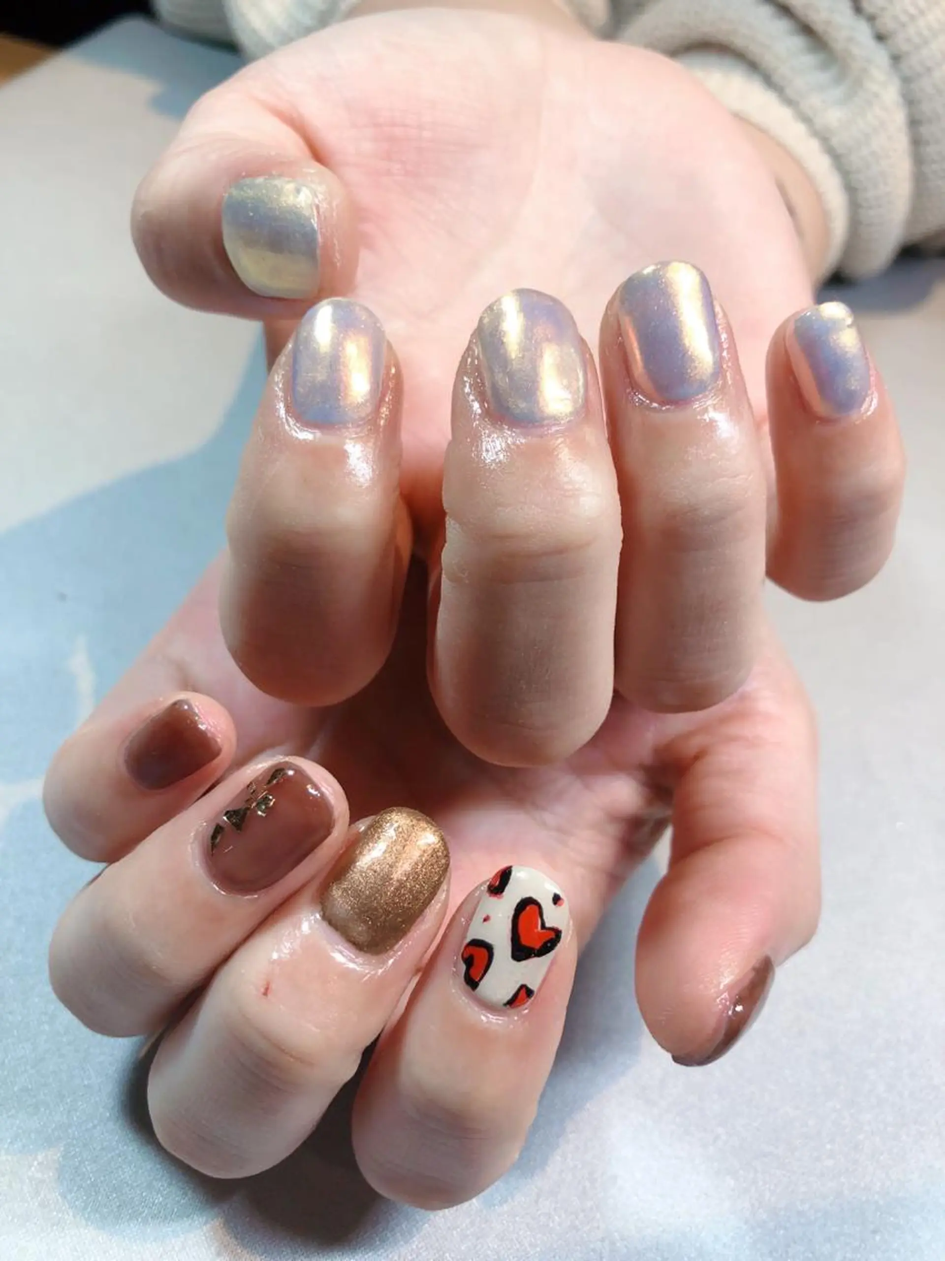 ネイル iiloo aromaworksのネイルデザイン