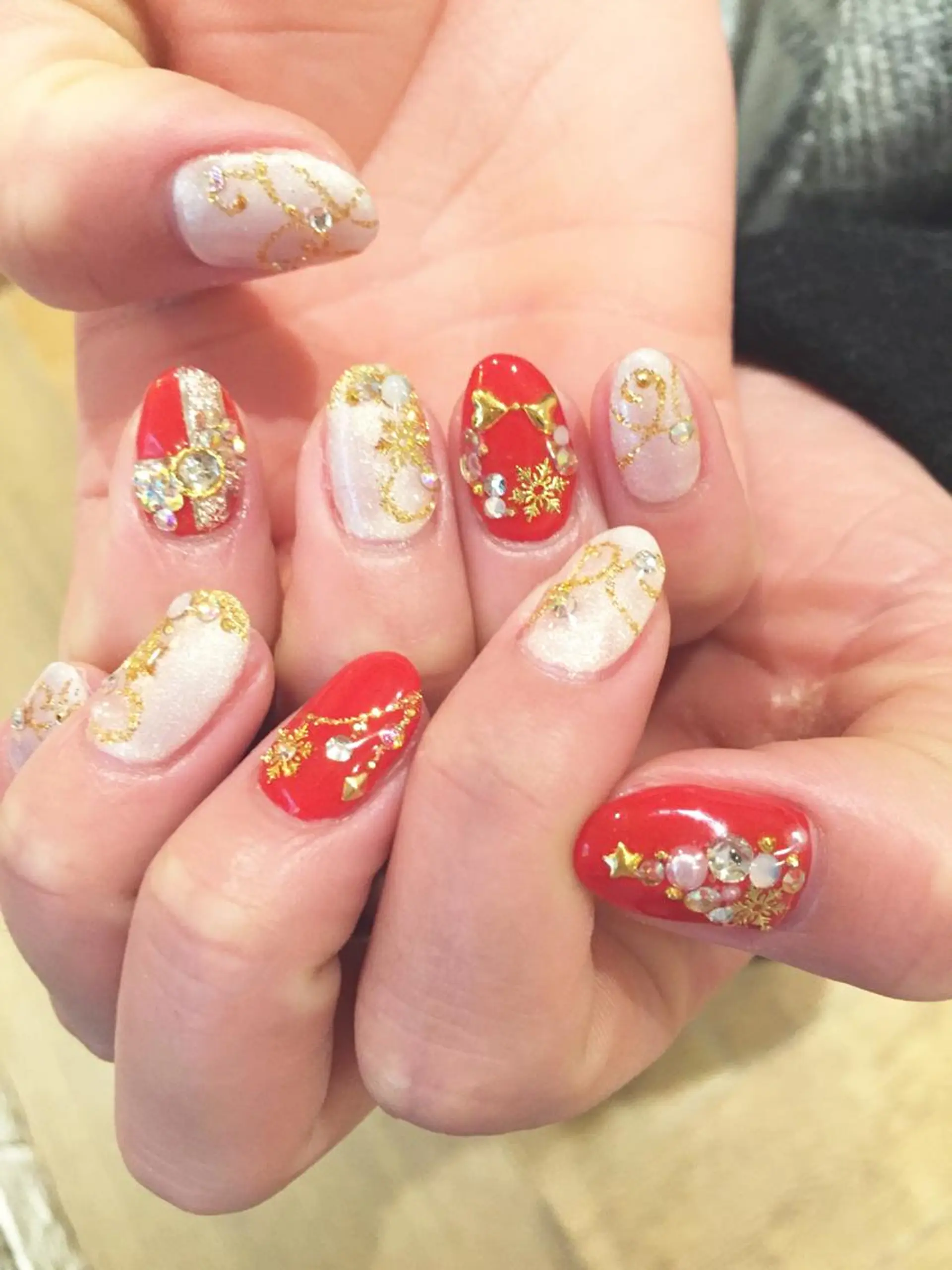 ネイル Nest 三田のマツエク・マツパデザイン