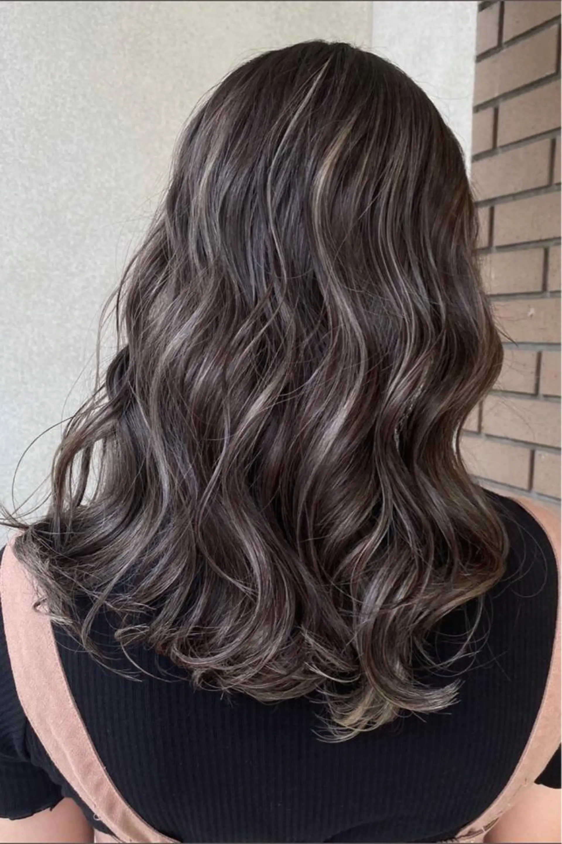 セミロング ハイライト メンズ特化 刈り上げない/金井のヘアスタイル