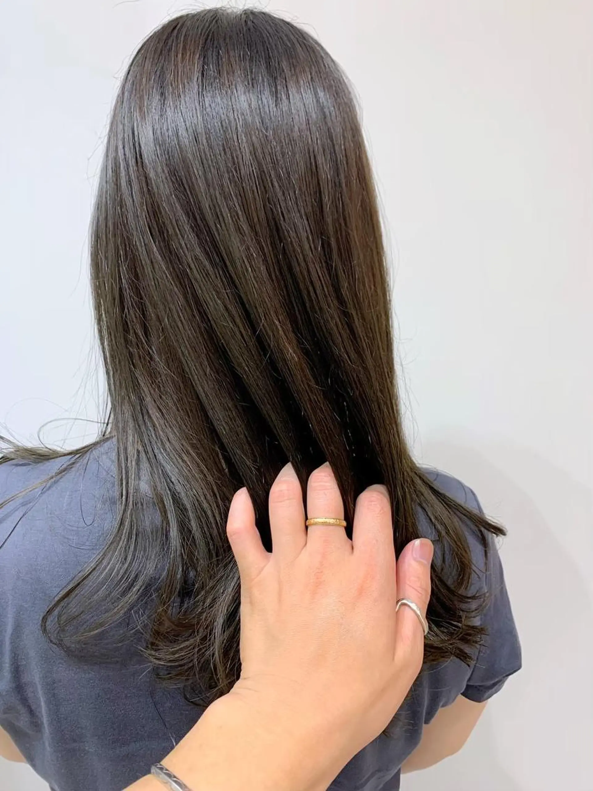 ロング カラー ブリーチ ケアブリーチ ダブルカラー イヤリングカラー ハイライトカラー カット ヘアカラー トリートメント N°sopo 札幌大通のヘアスタイル