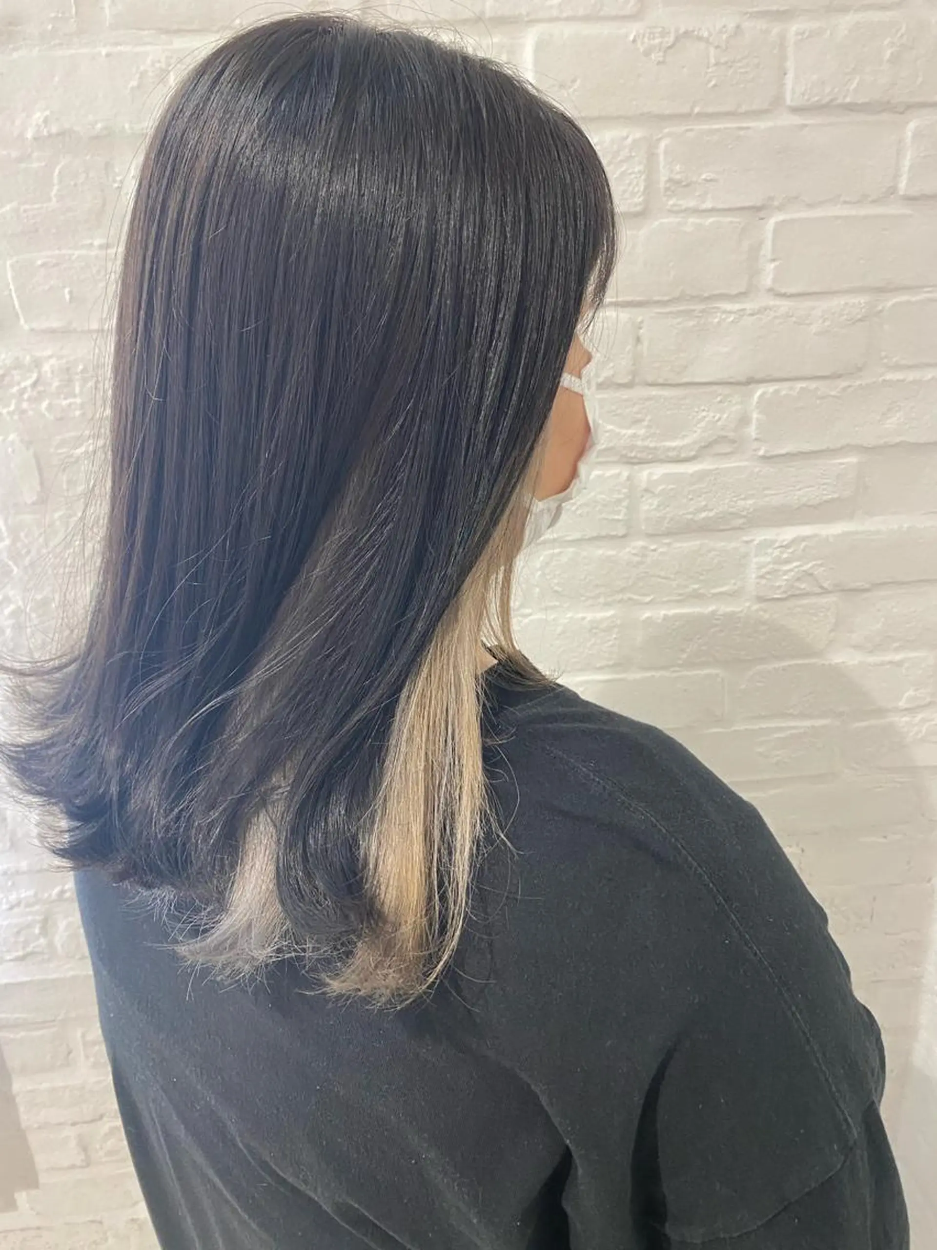 セミロング 🍀透明感抜群🍀/ ハイトーンカラーのヘアスタイル