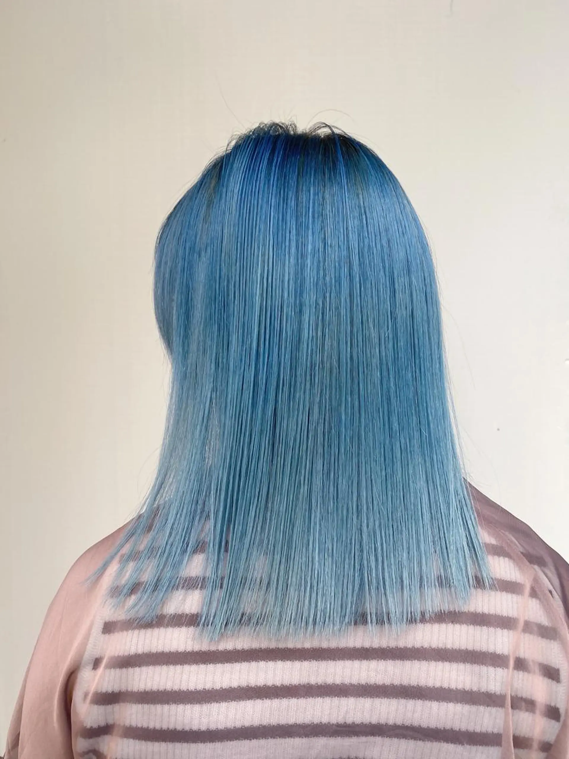 ミディアム カラー カット ヘアカラー トリートメント 入江 允のヘアスタイル