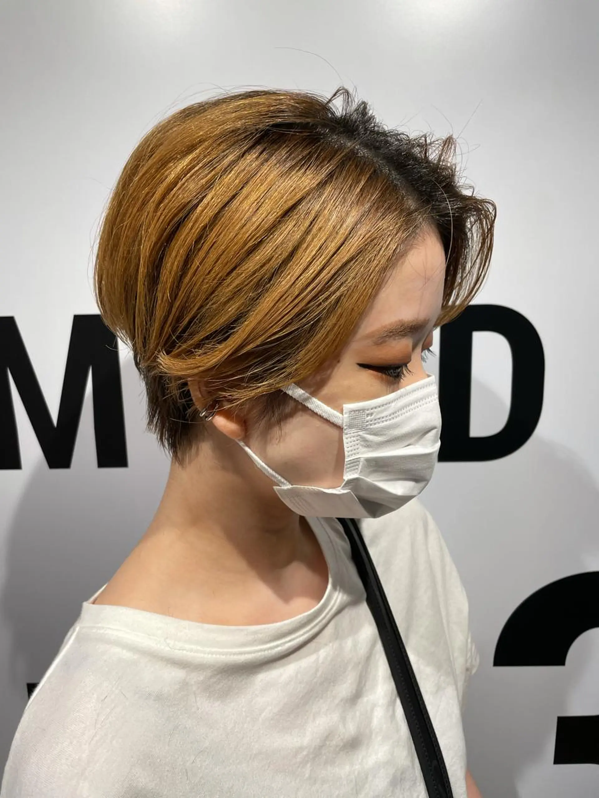 ショート カラー ハンサムショート ブリーチ ケアブリーチ ショートヘア カット ヘアカラー haconeco【ハコネコ】所属・小川 舜人のヘアスタイル