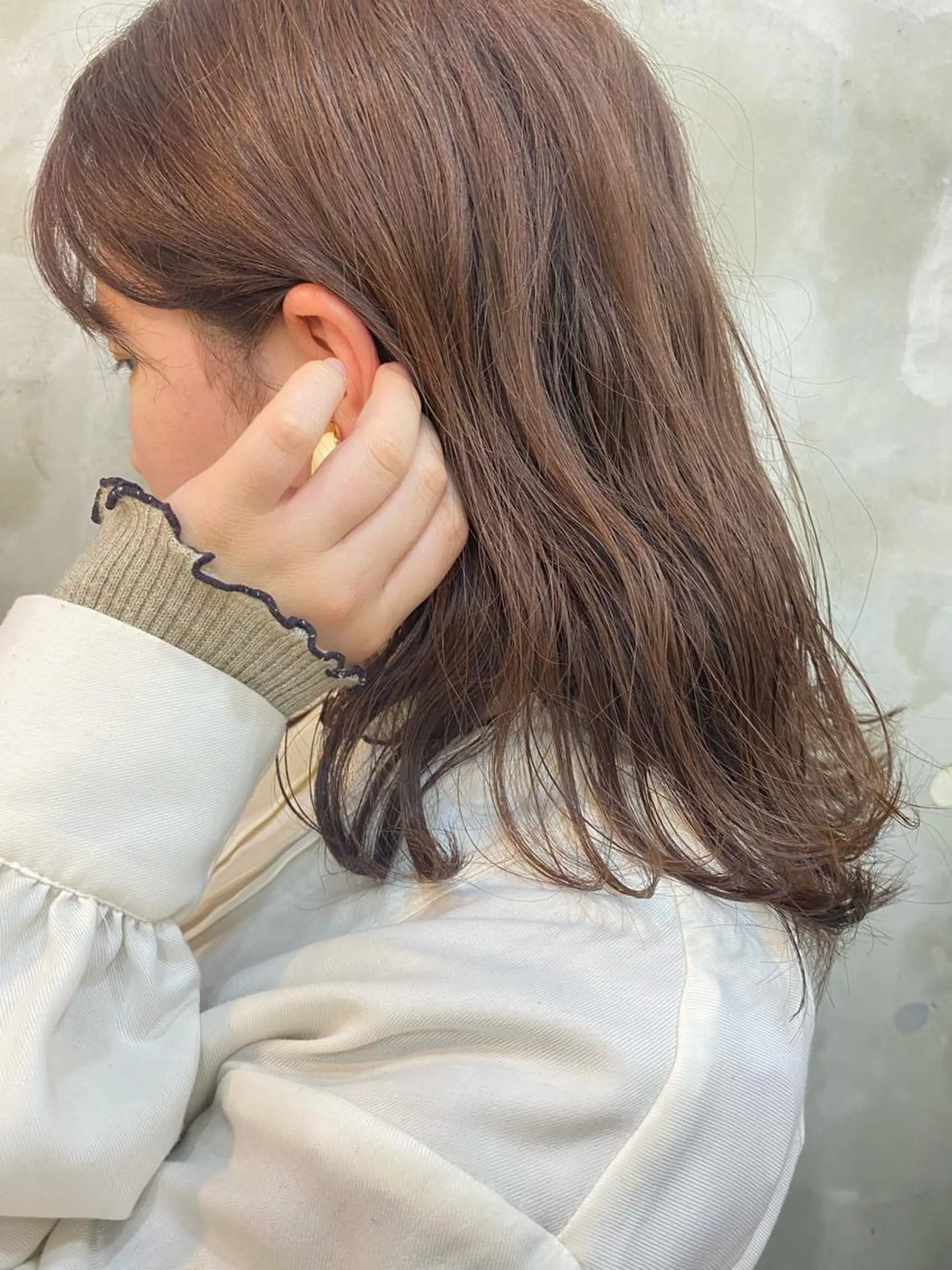 セミロング カラー ヘアアレンジ アッシュ ベージュカラー ラベンダーカラー ラベンダーアッシュ ピンクカラー 志賀 あずみのヘアスタイル