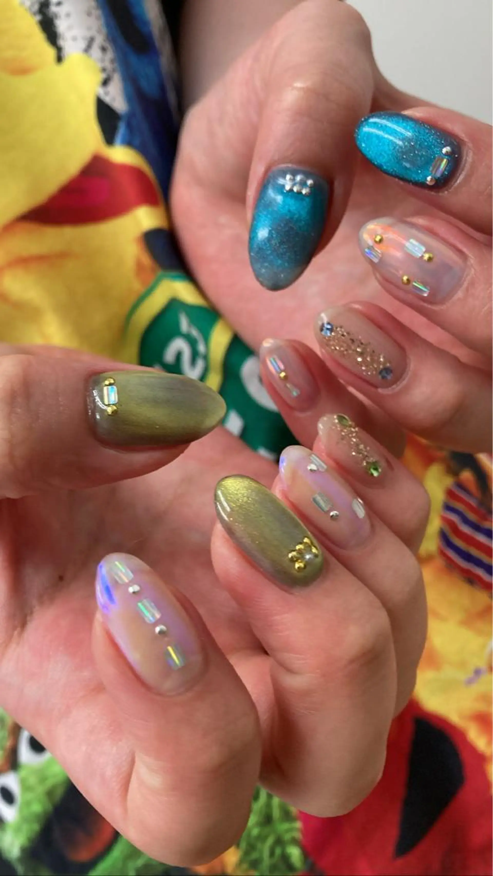 ネイル nailsalon　hue所属・小山 羽奈のネイルデザイン