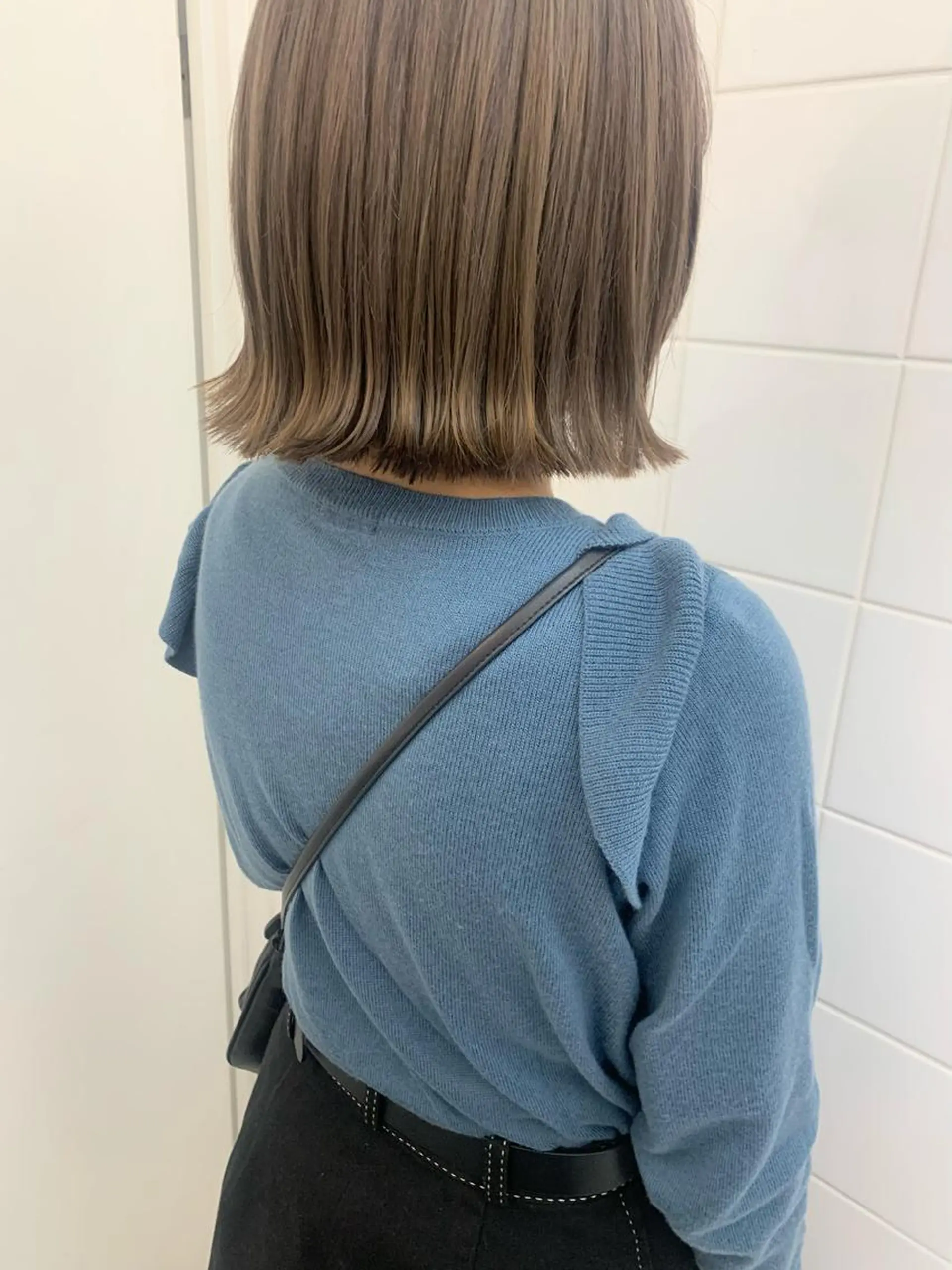 ショート カラー ヘアアレンジ 🧨ブリーチー×ボブ レイヤー💎じゅえるのヘアスタイル