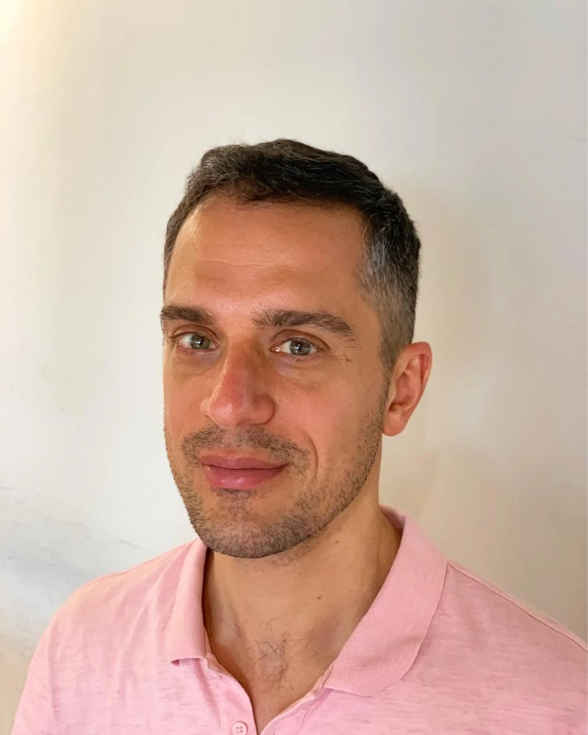 メンズ オールバック フェードカット 七三 スキンフェード ツーブロック Leverage所属・【店長】外国人風 メンズヘア尾上雄輝のヘアスタイル