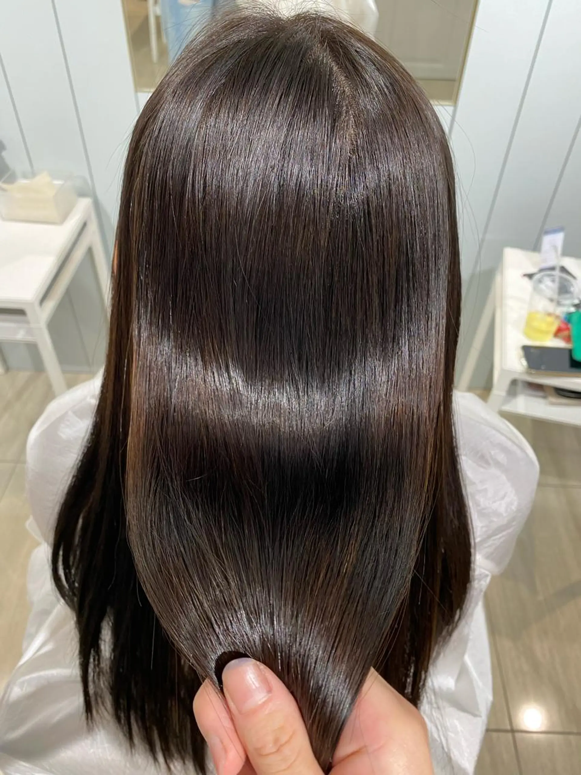 ロング パーマ 髪質改善 韓国風レイヤーカット 💎髪質改善"yuiのヘアスタイル