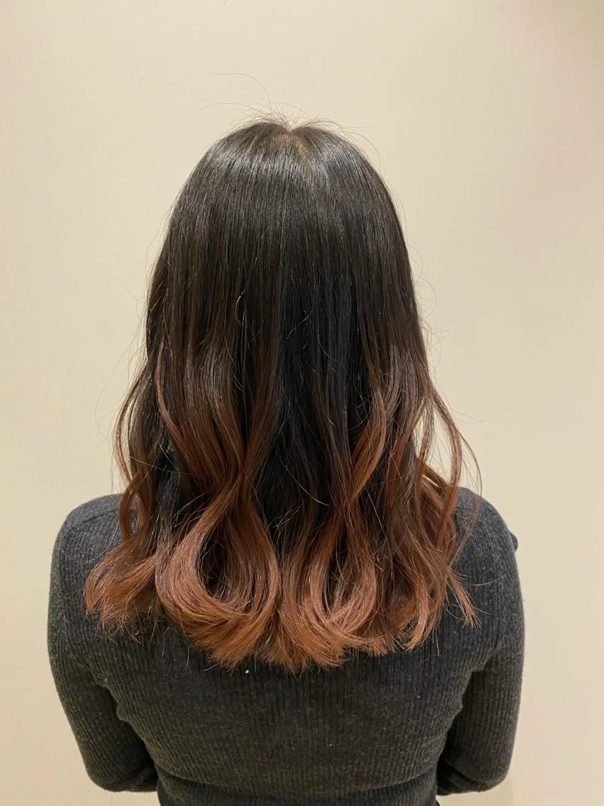 ミディアム 艶髪🌿美髪 大塚礼乃【西荻窪】のヘアスタイル