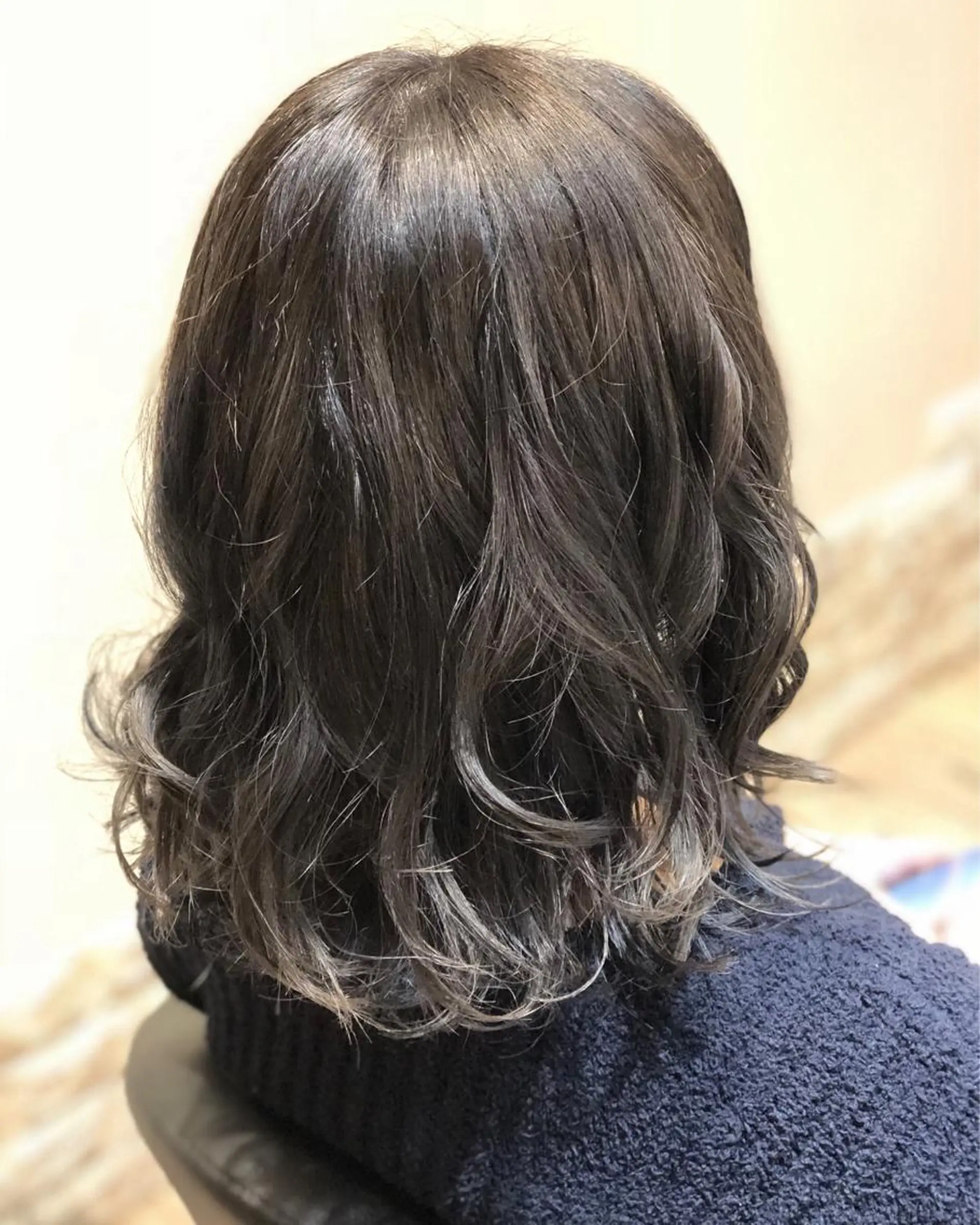 カラー 早川 真幸のヘアスタイル