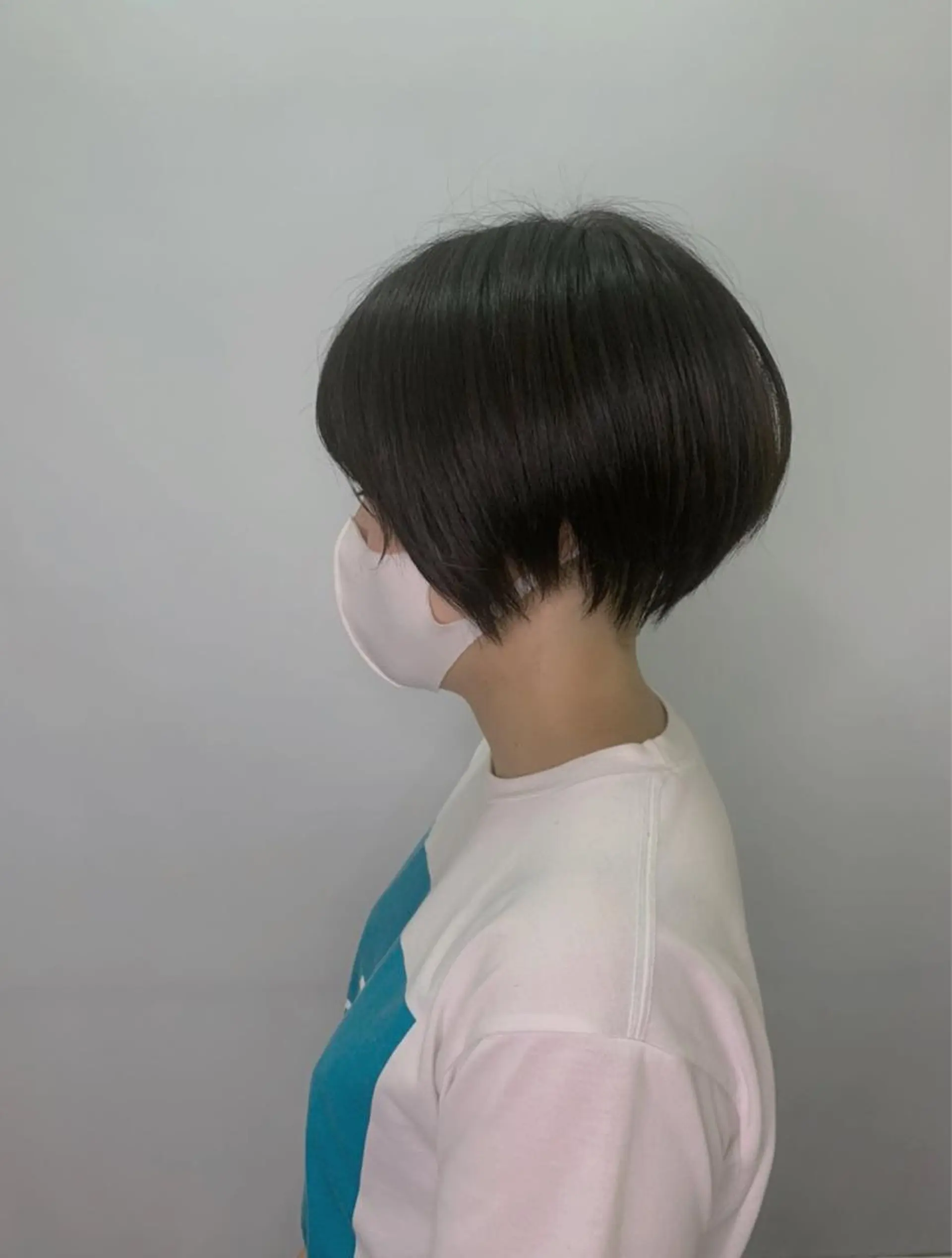 ショート 西村 真実子のヘアスタイル