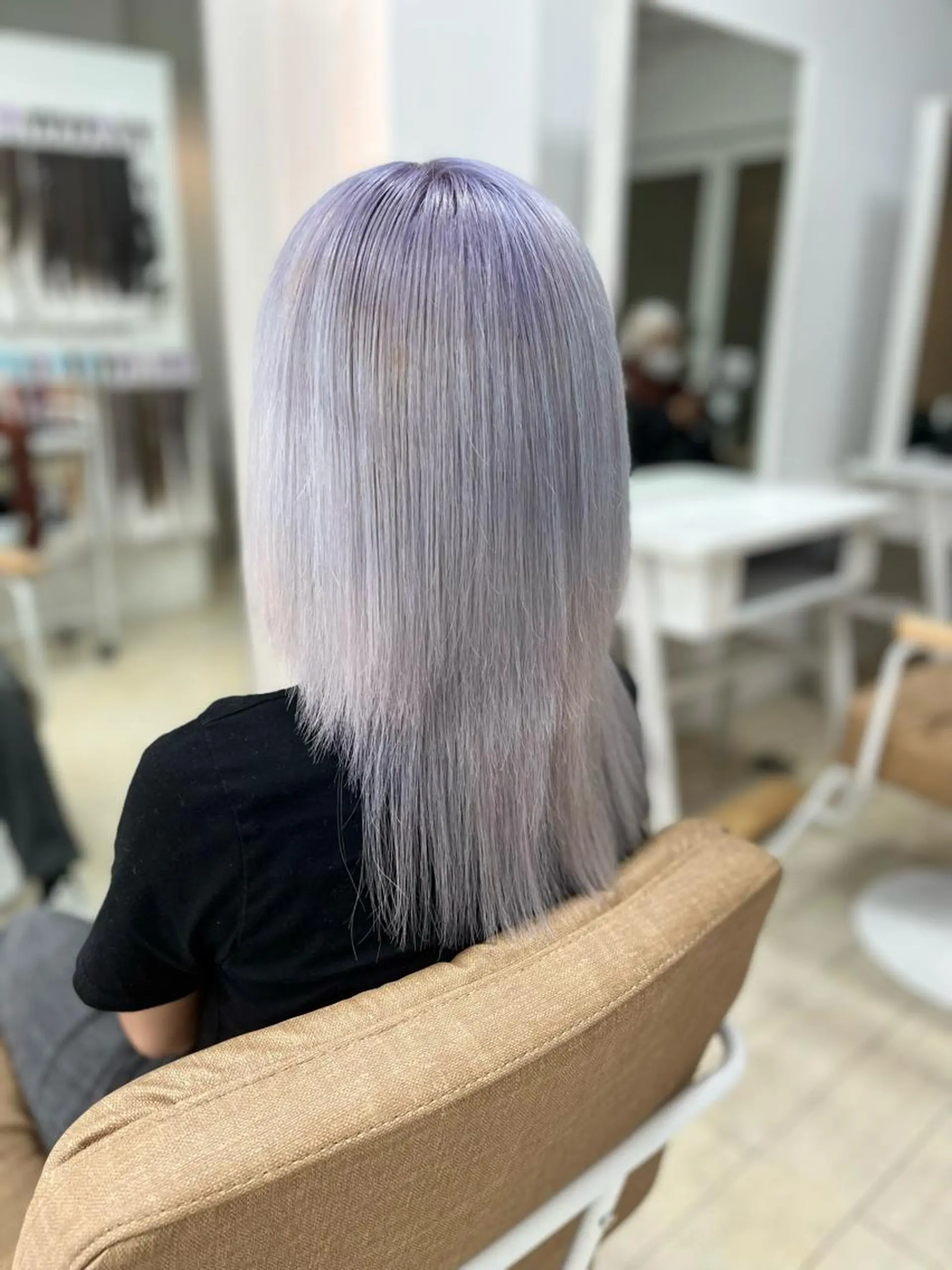 ミディアム カラー パーマ ヘアアレンジ メンズ キッズ ネイル マツエク・マツパ アイブロウ ブリーチ特化型✂️ ハイトーンカラー👨のヘアスタイル