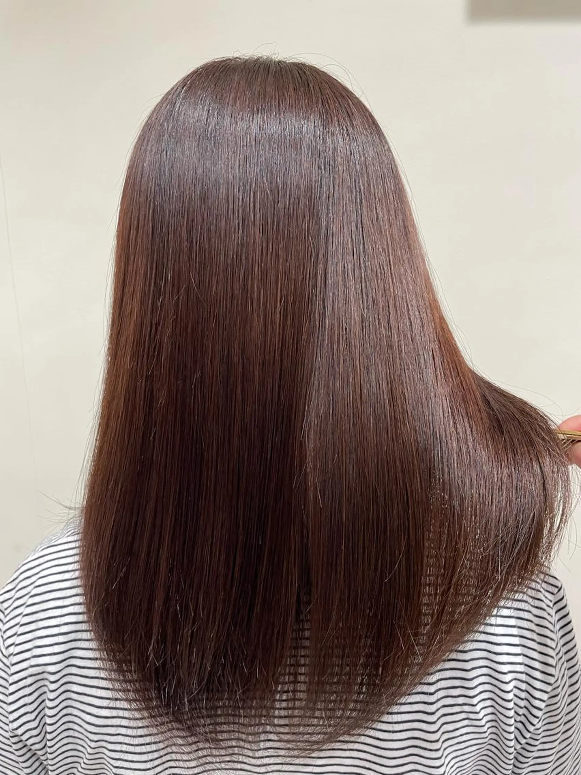 ミディアム カラー ヘアアレンジ ベージュカラー ブリーチ ブルーカラー ブラウンカラー ブルージュ ヘアカラー トリートメント ヘアセット 髪質改善カラー🦋 田村のヘアスタイル