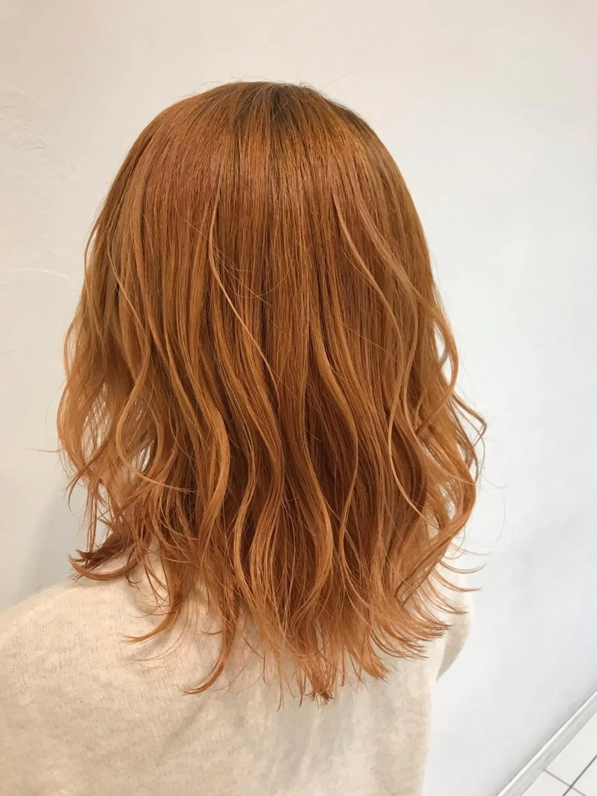 セミロング カラー ✂︎newi池袋✂︎ 長谷川寛のヘアスタイル