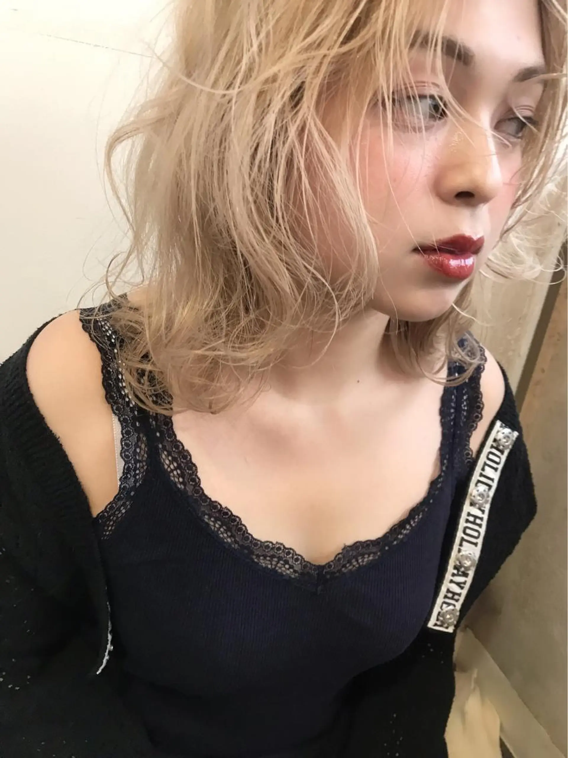 セミロング ヘアカラー 韓国 / 中国ヘア 🦋Noniのヘアスタイル