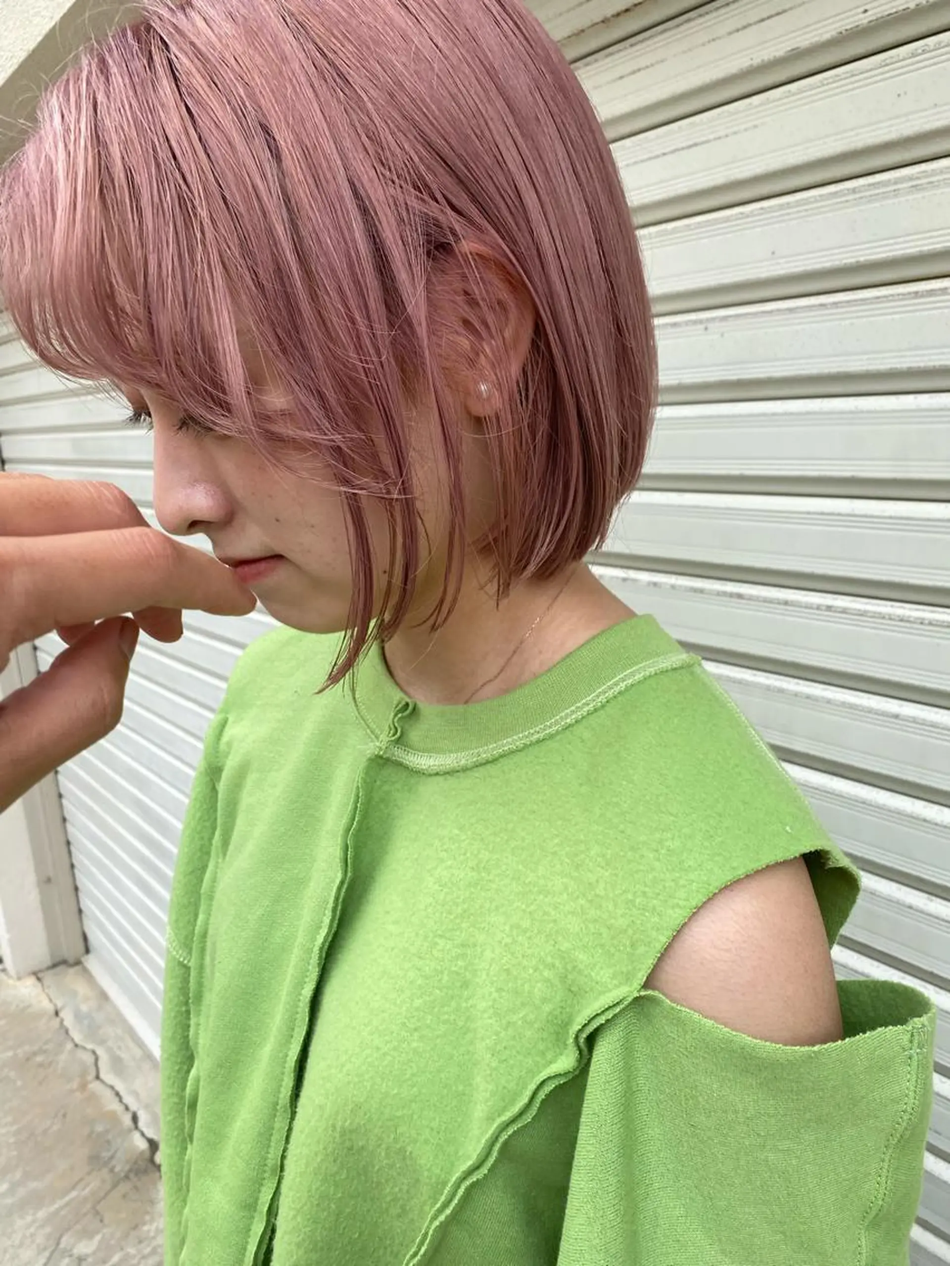 ミディアム カラー ベージュカラー ピンクカラー ピンクベージュ ブリーチカラーが人気 onnuのヘアスタイル