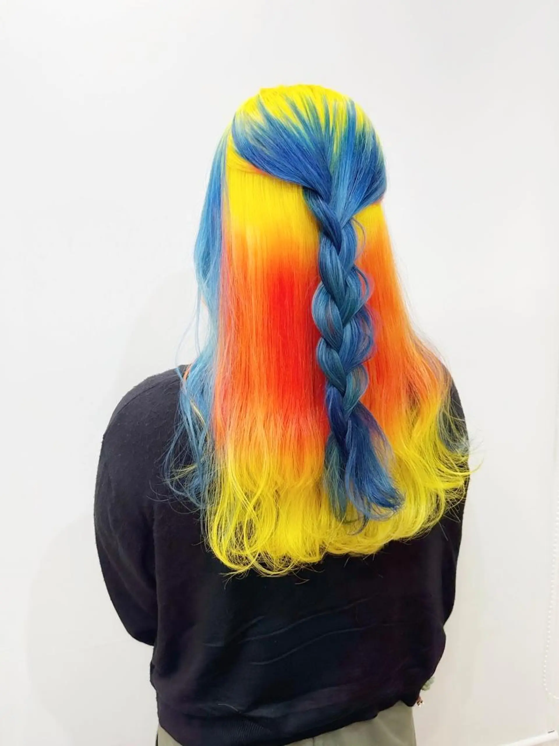 ミディアム カラー GATE.所属・GATE. staffのヘアスタイル