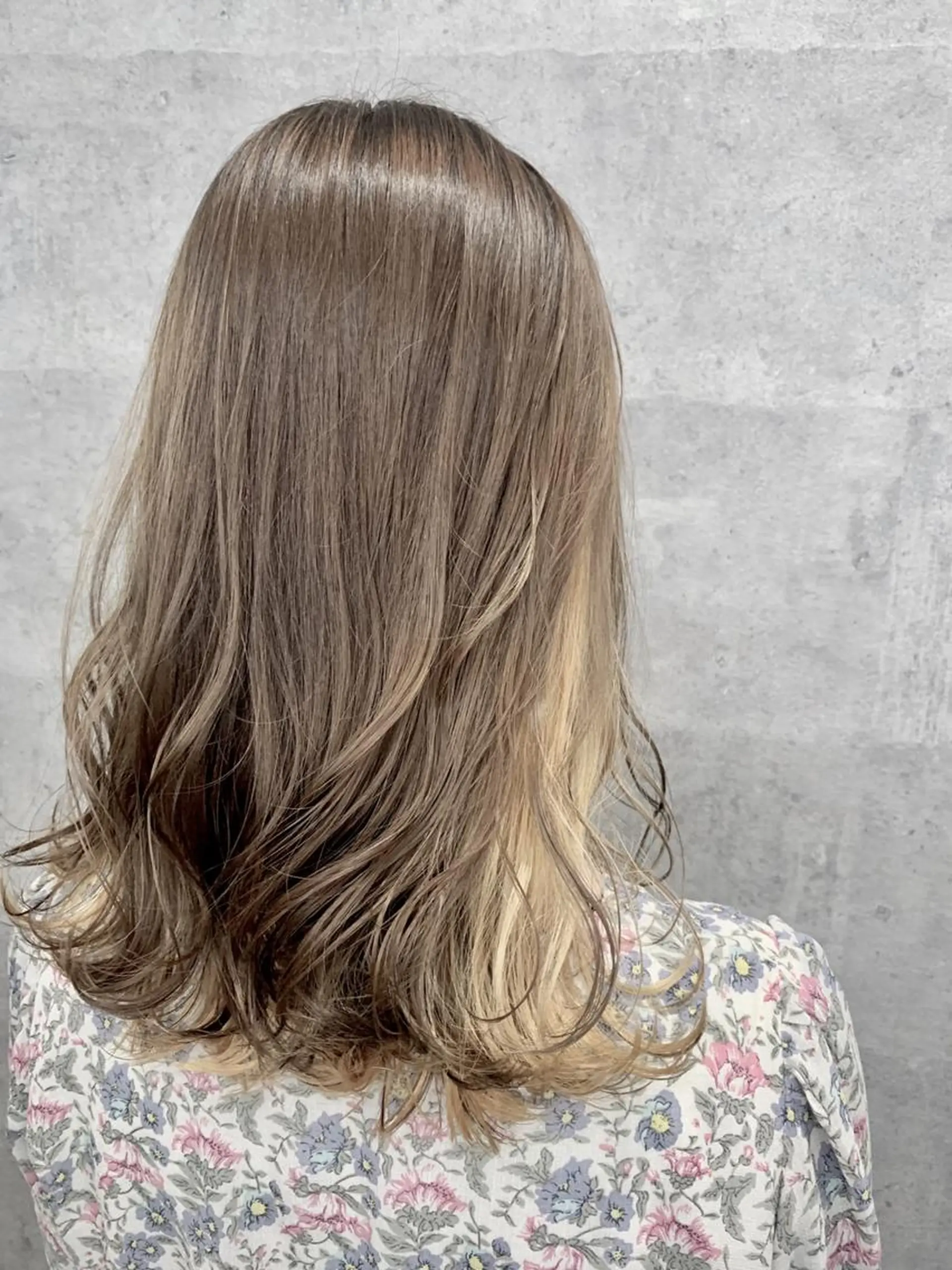 ロング _WHITE 天神店のヘアスタイル