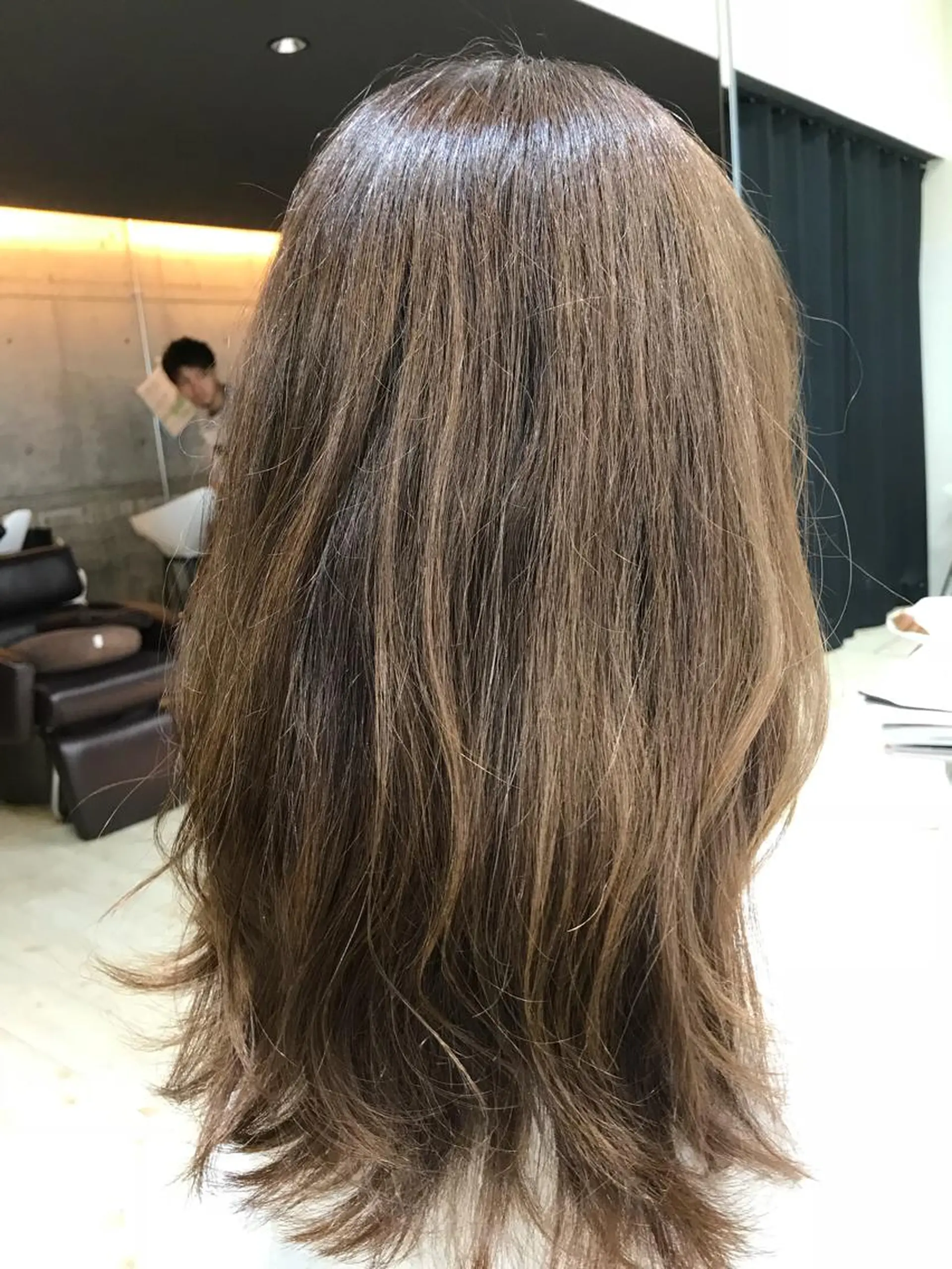 セミロング Adachi Fujikoのヘアスタイル