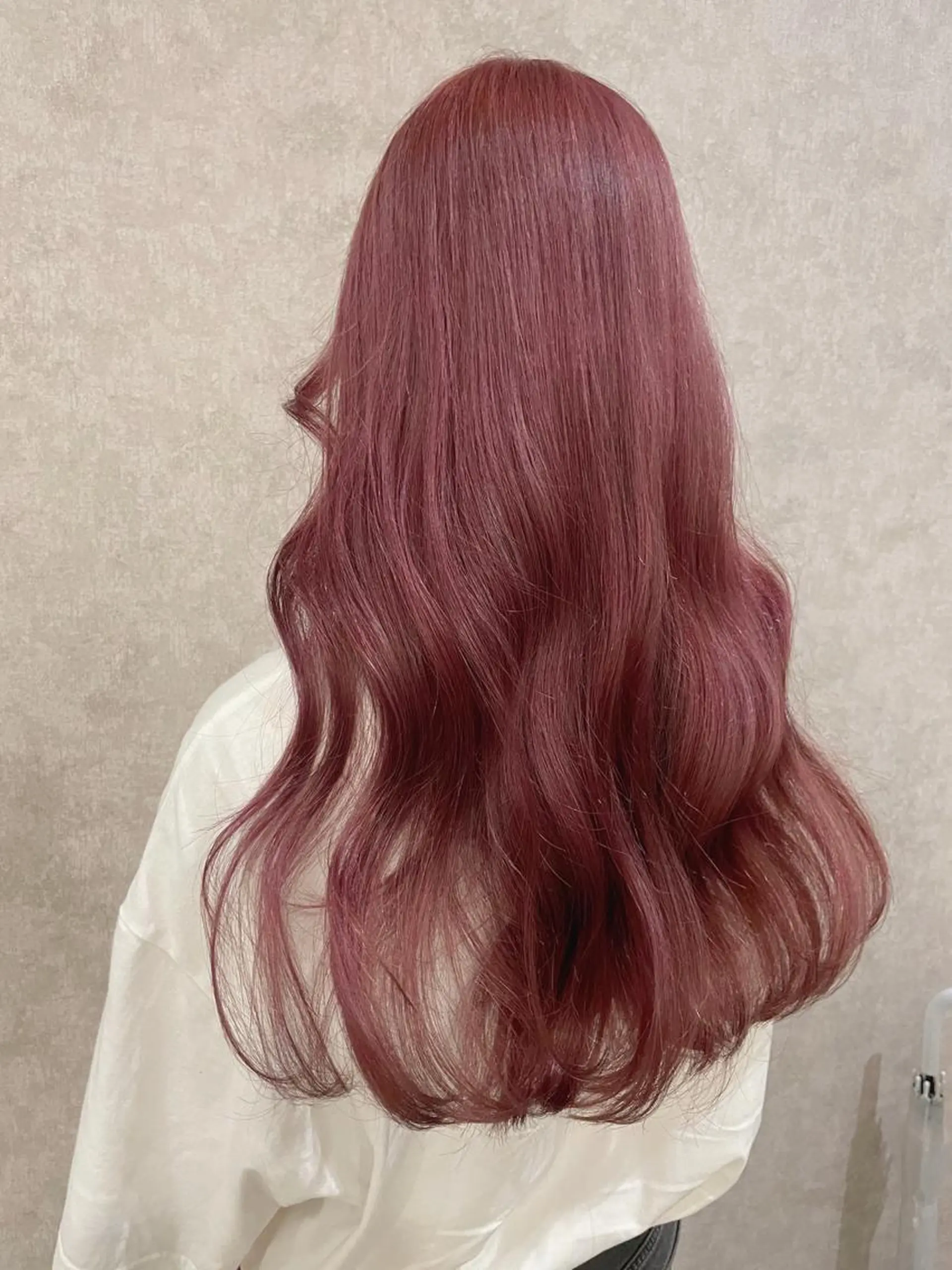 ロング カラー ピンクカラー バイオレットカラー Rina  のヘアスタイル