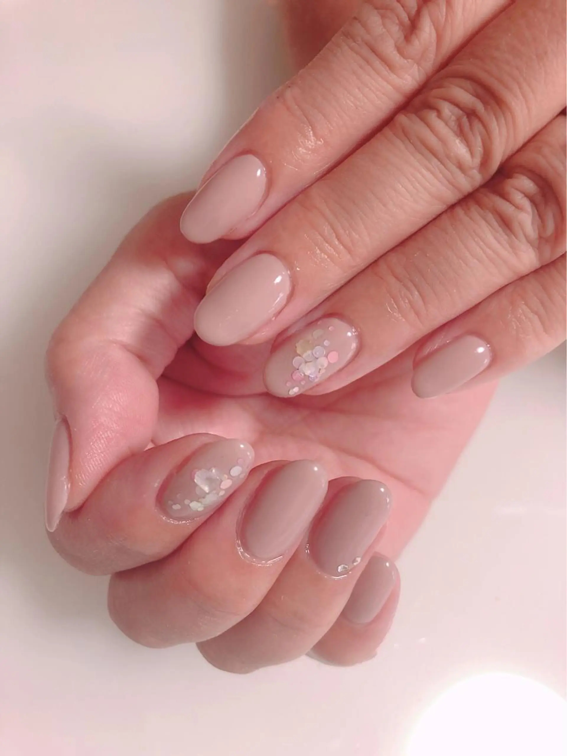 ネイル アートネイル 長さ出し フットネイル グリーン ニュアンスネイル Lily Roseスタッフ一同のマツエク・マツパデザイン