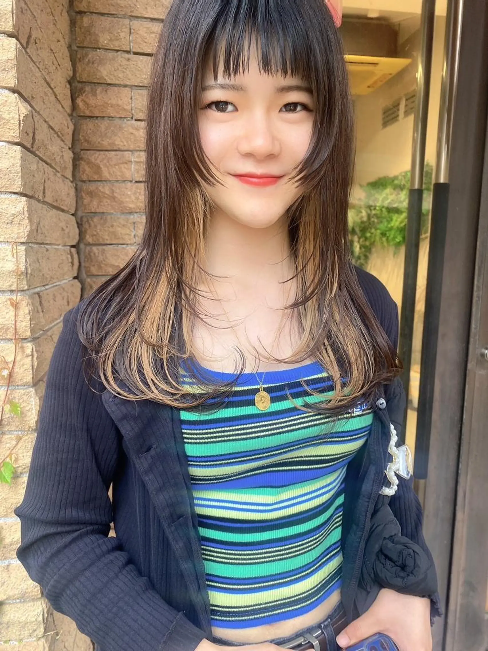 セミロング MAI ⠀ ⠀ ⠀のヘアスタイル