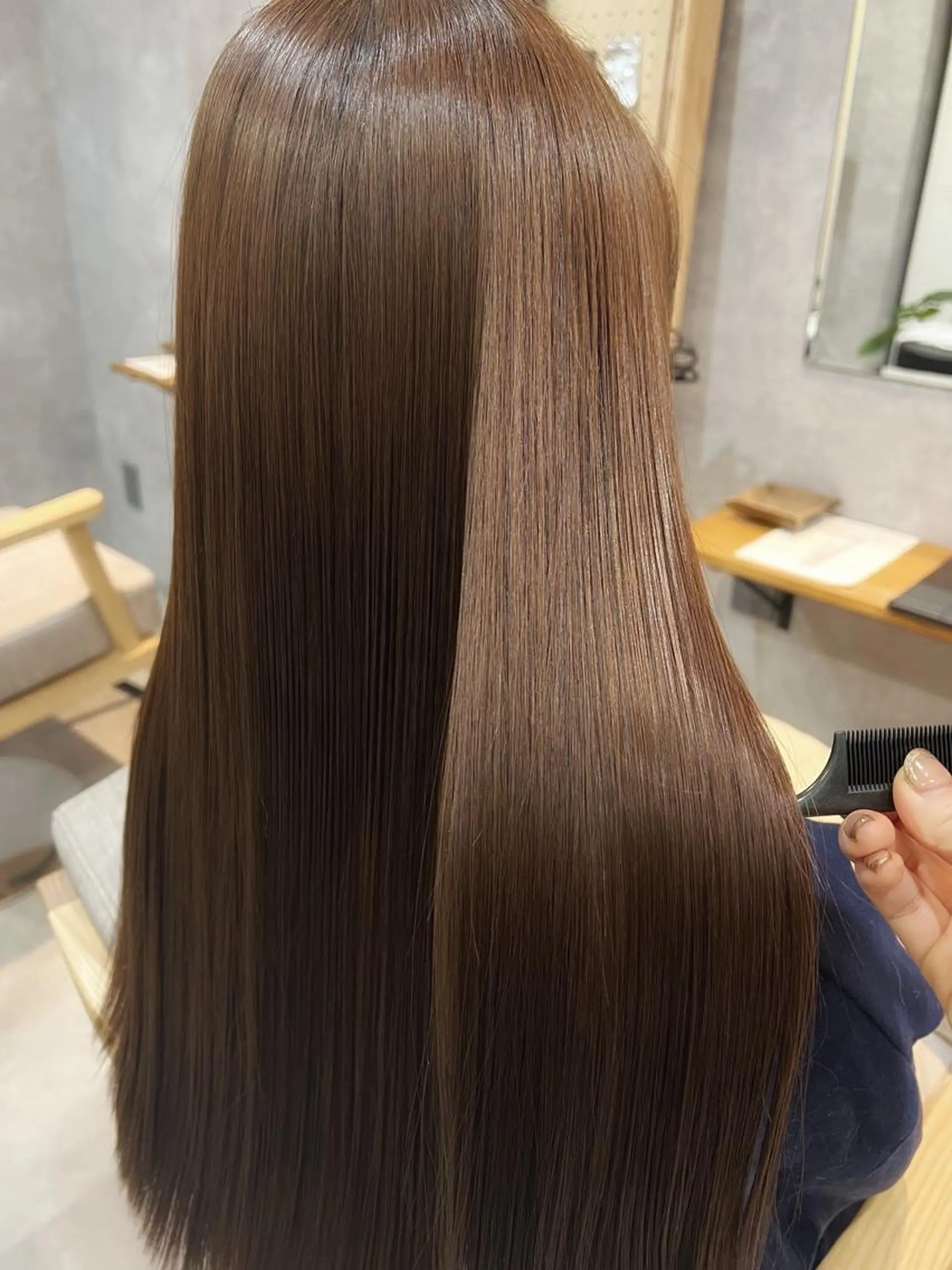 ロング カラー 中村 ひなたのヘアスタイル