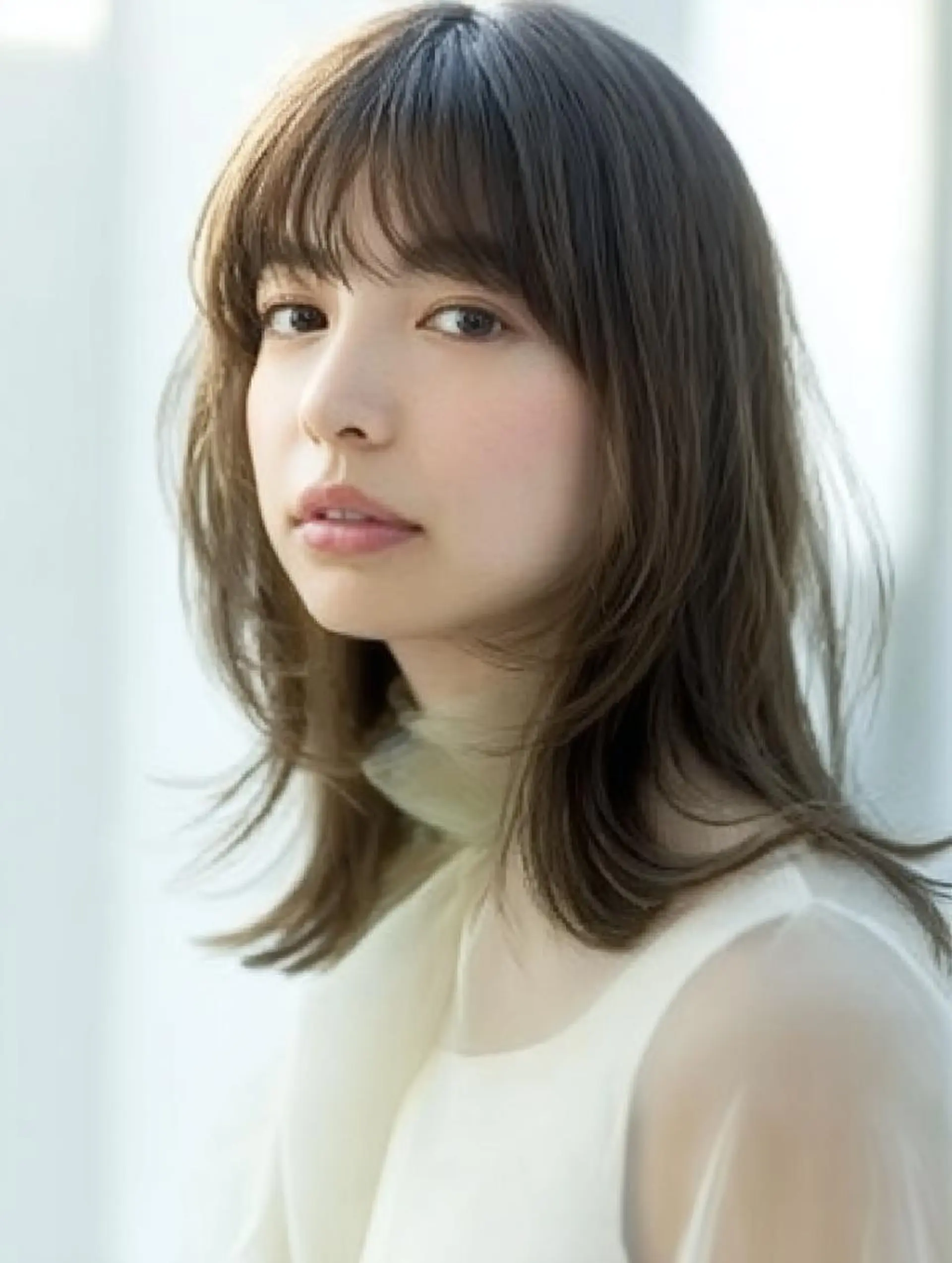 ミディアム ハッシュカット 髪質改善 レイヤーカット 縮毛矯正 トリートメント カット ヘアカラー トリートメント 生艶髪＆レイヤー🔔 渋谷お薦めNo.1✨のヘアスタイル