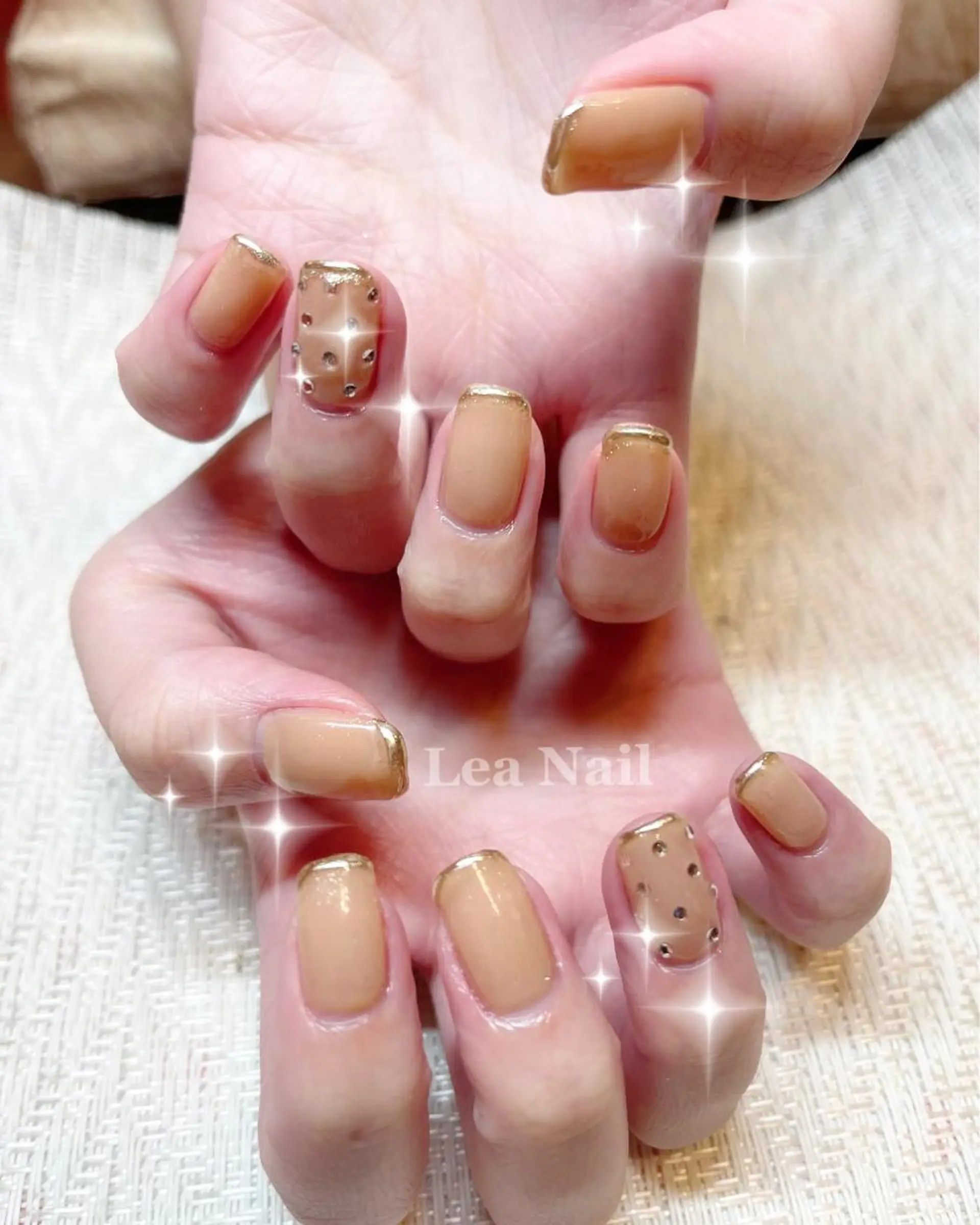 ネイル ミラーネイル Lea Nailのネイルデザイン