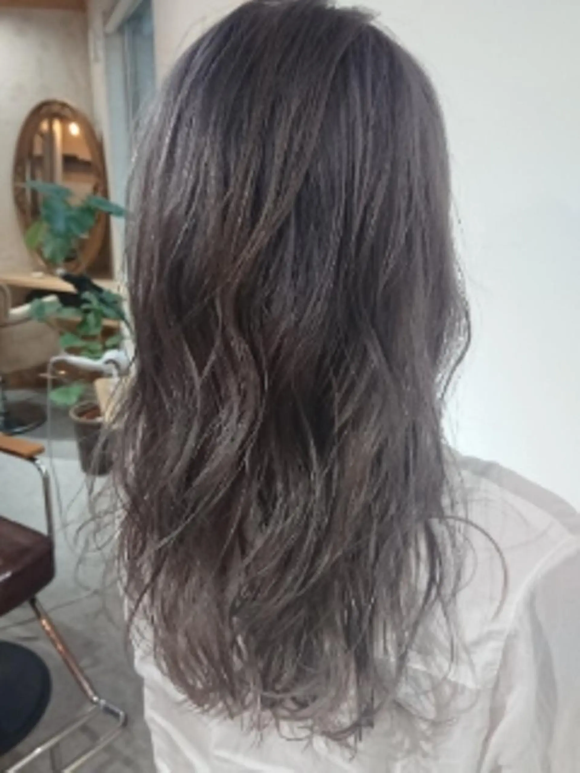 ロング カラー ハイライトカラー ハイライト カット ヘアカラー パーマ トリートメント 髪質改善/美髪 艶カラーLillyのヘアスタイル