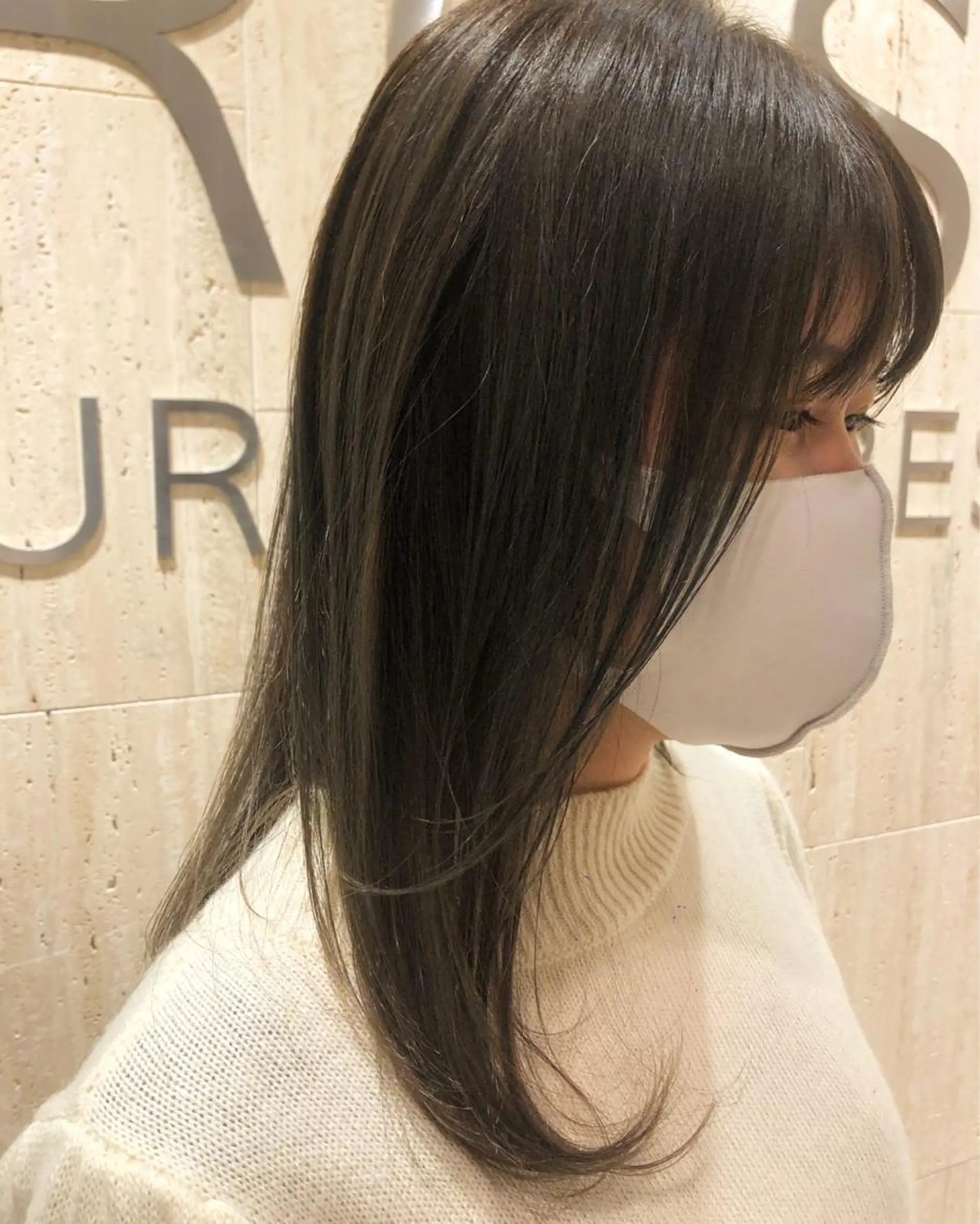 ロング カラー ブリーチ グラデーションカラー グレージュ カット ヘアカラー 高橋 芽衣のヘアスタイル