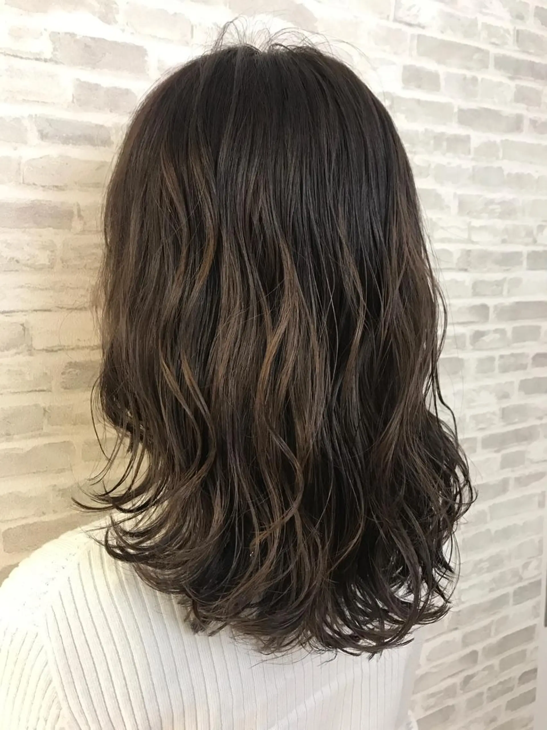 セミロング カラー 小金丸 里沙のその他イメージ