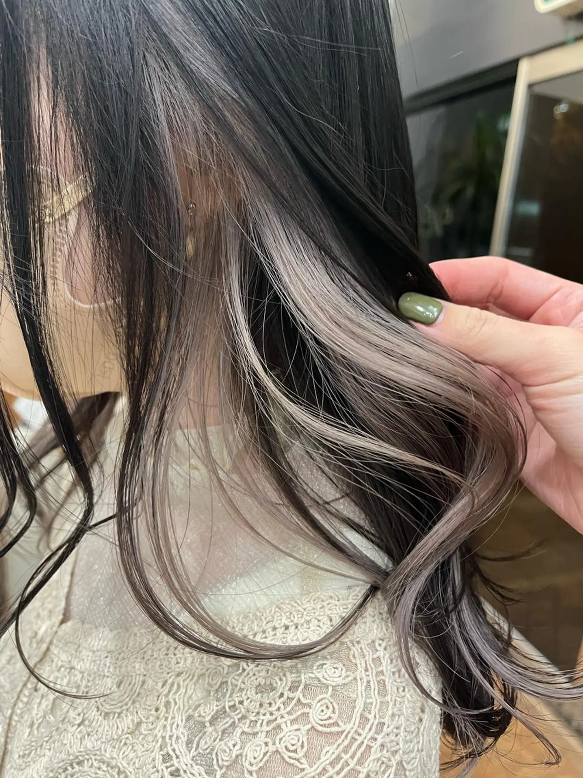 ロング カラー ﾏｽﾀﾞ ｱｲﾘのヘアスタイル