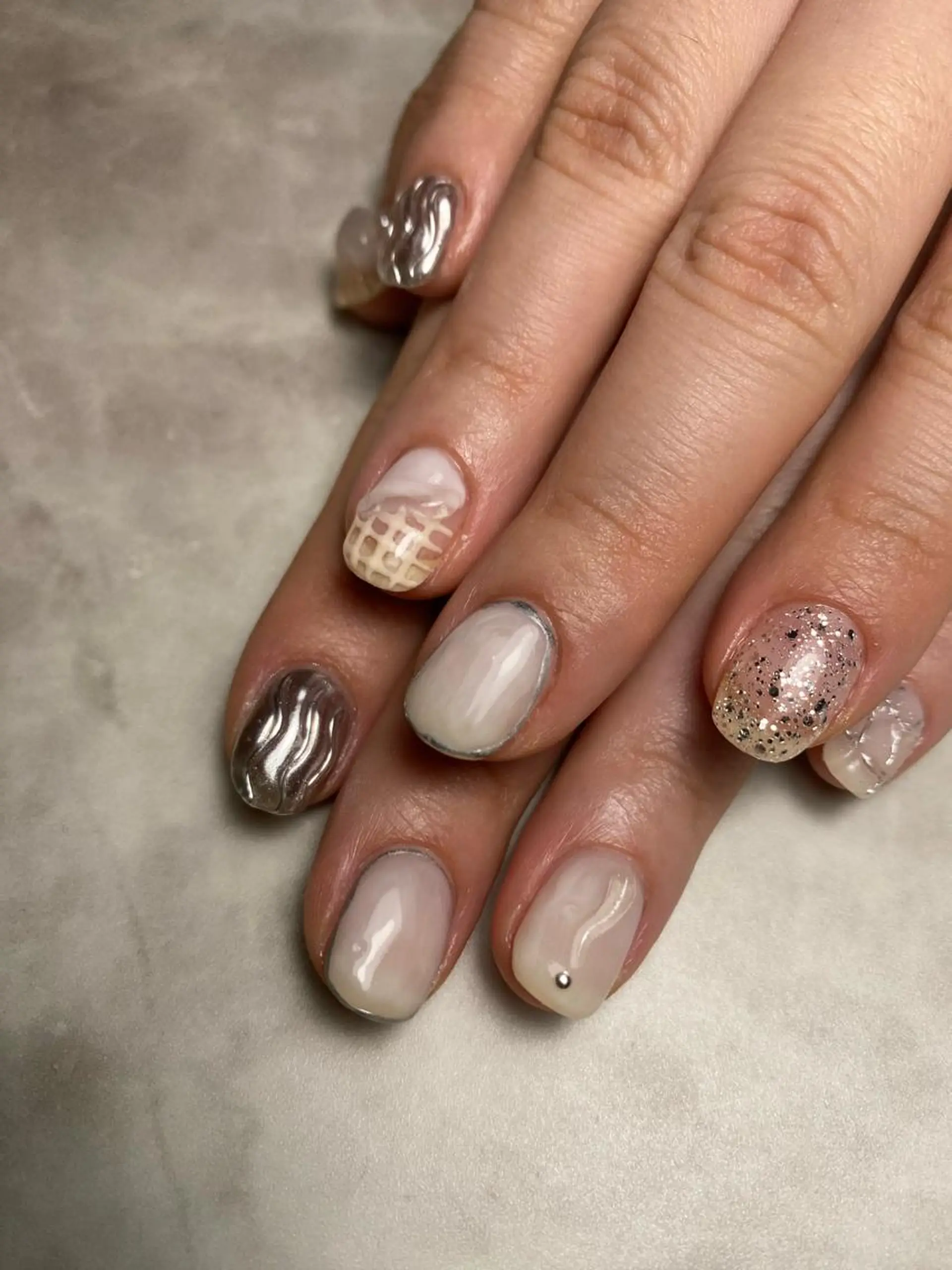 ネイル 持ち込み ハンドネイル ハンドケア 🌿Charme🌿 MAIのネイルデザイン