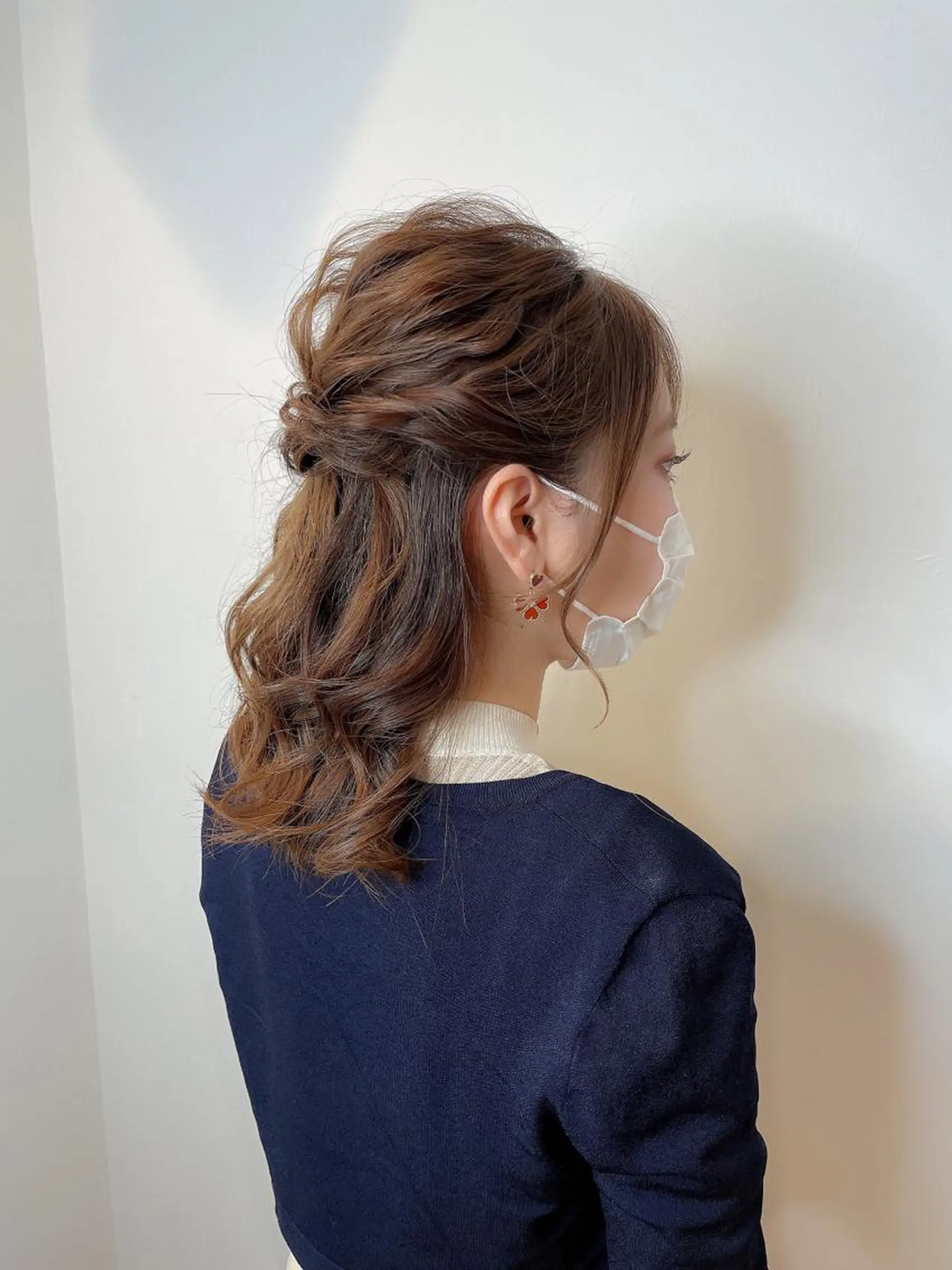 ミディアム ヘアアレンジ ハーフアップ ヘアセット ヘアアレンジ にいた　かづしげのヘアスタイル