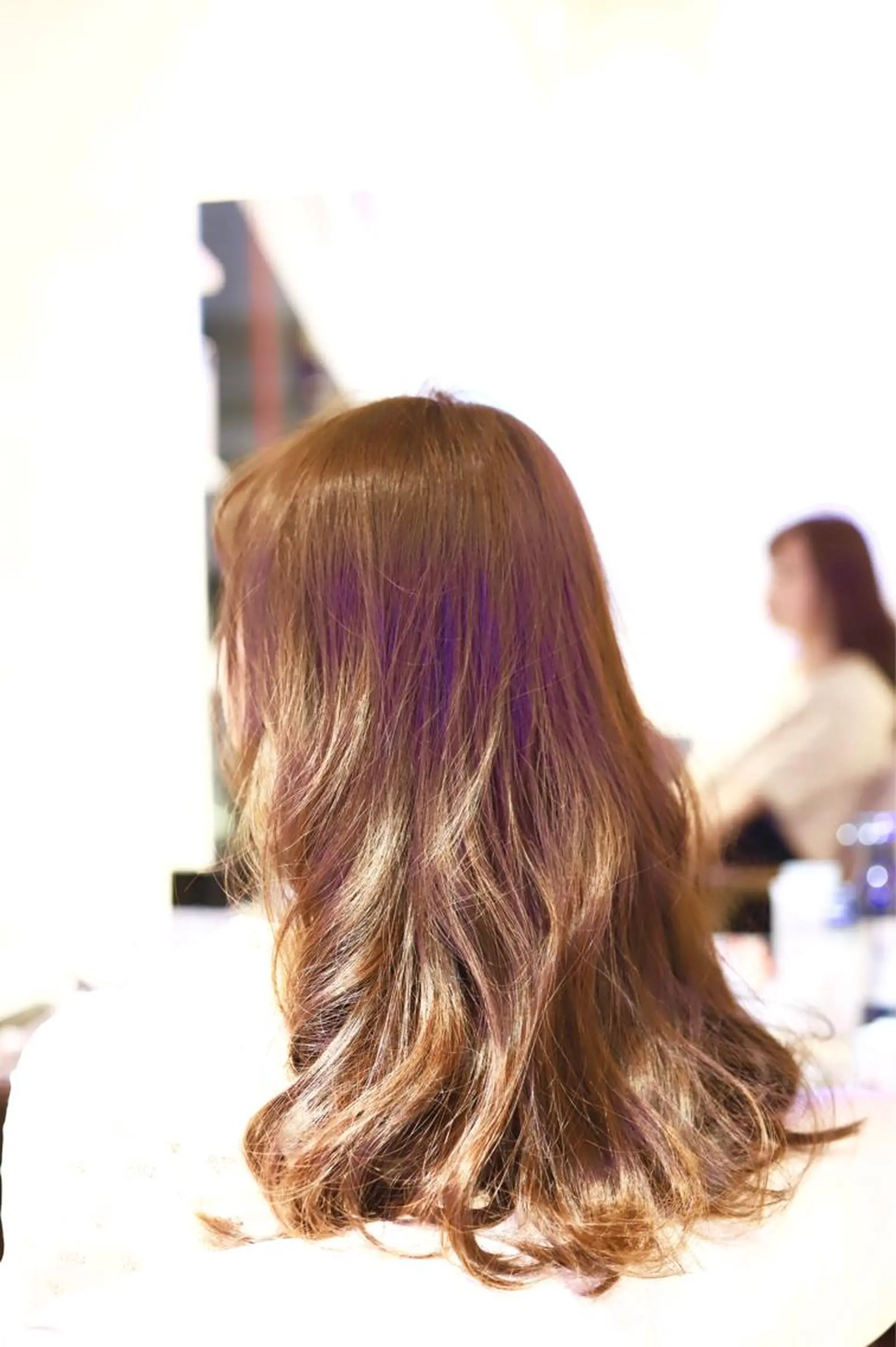 セミロング カラー アッシュ アドミラルYoshi oのヘアスタイル