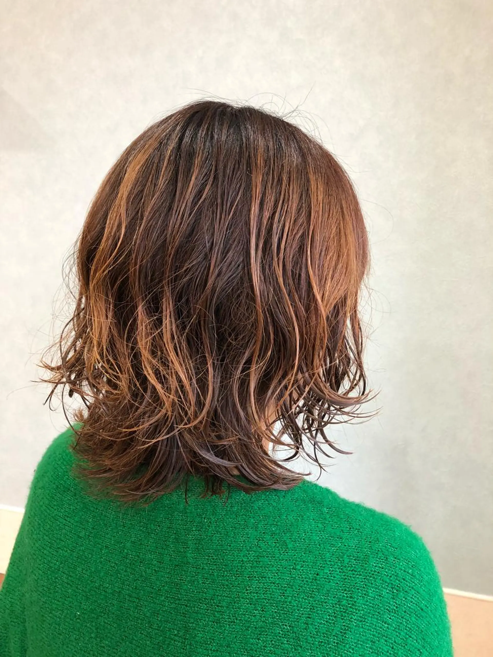 ミディアム ミディアムパーマ 大野 まゆのヘアスタイル