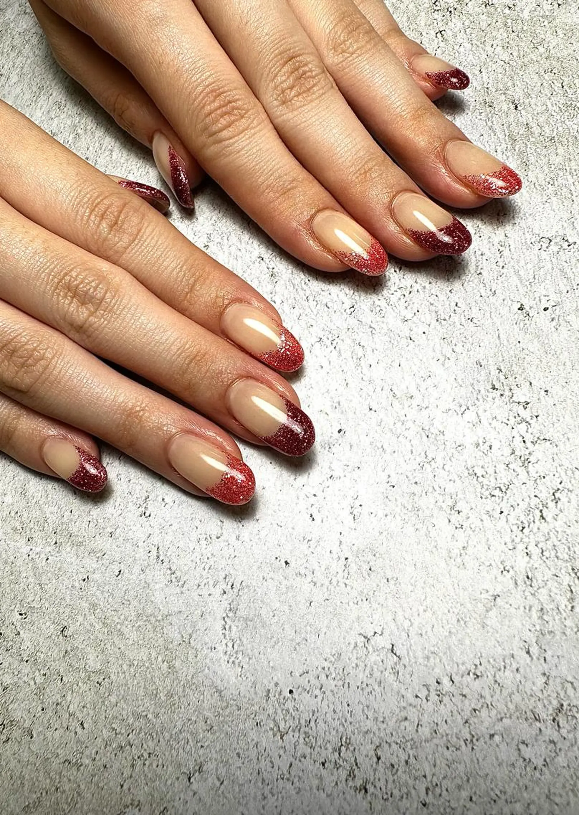 ネイル フレンチネイル キラキラネイル ラメ(グリッター) ピンク ハンドネイル MELLMODE所属・Nakano Kanaのネイルデザイン