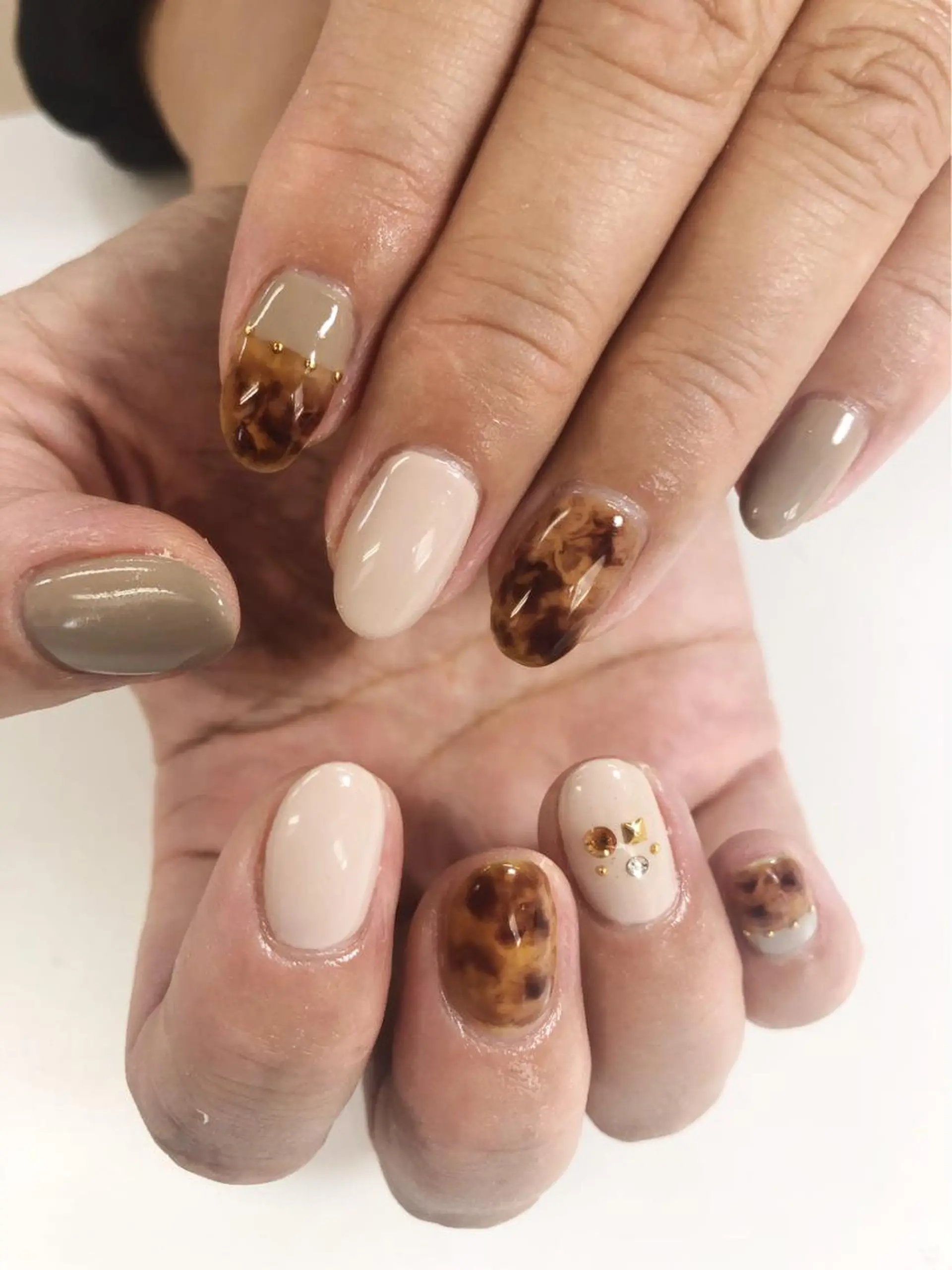 ネイル べっ甲ネイル Lokahi NAILのネイルデザイン