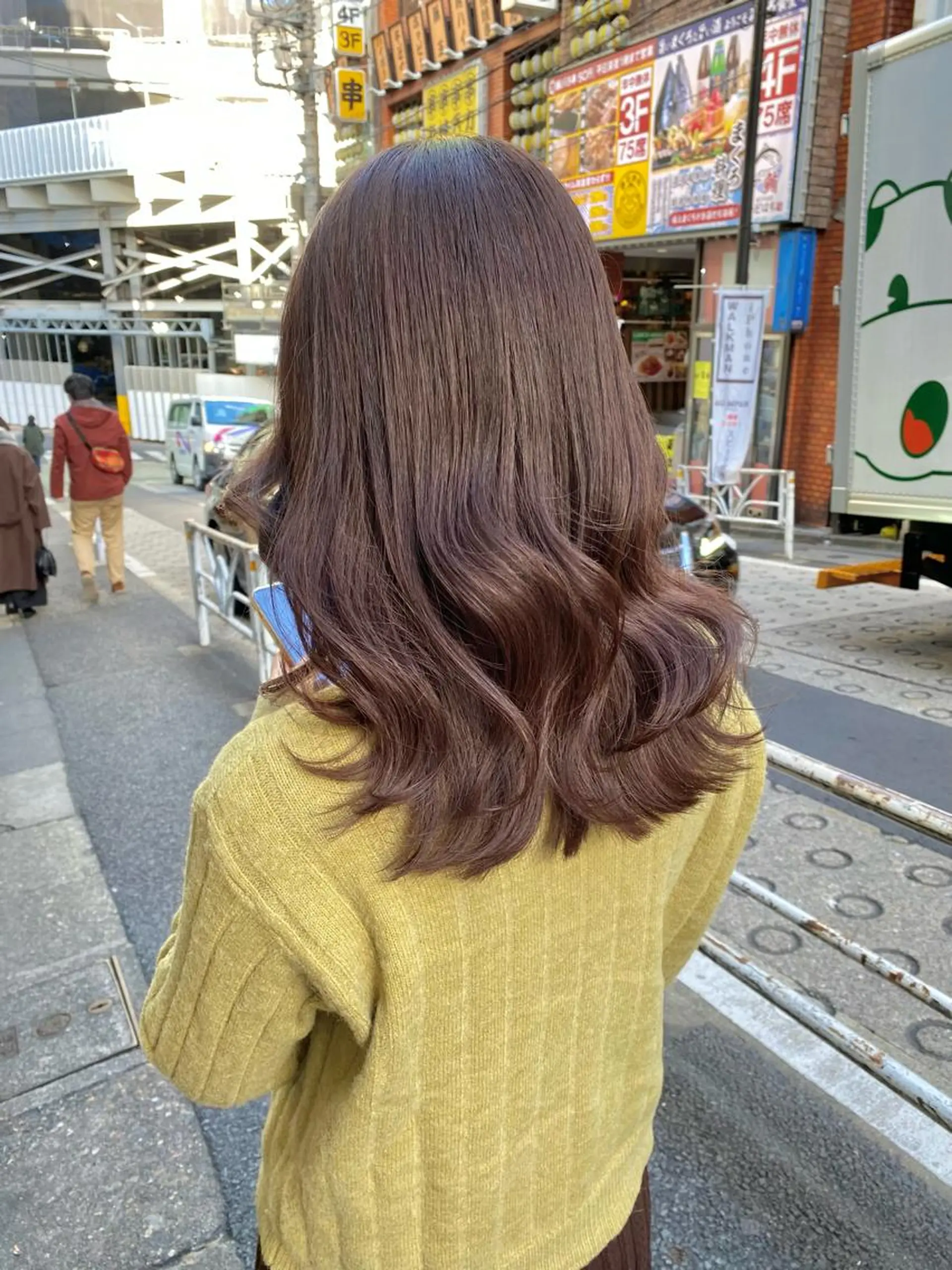 セミロング カラー ベージュカラー グレージュ ラベンダーカラー ラベンダーグレージュ ラベンダーベージュ カット ヘアカラー トリートメント ボブ/縮毛矯正/ レイヤー/塚田のヘアスタイル