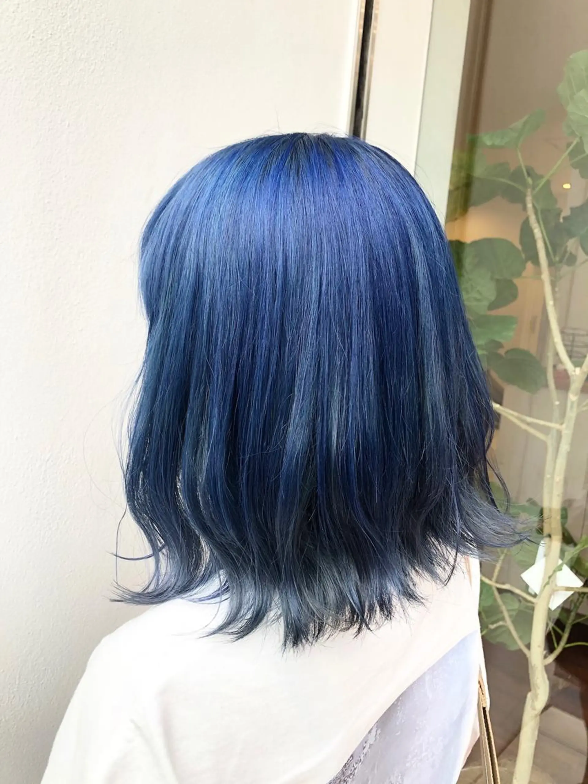 ミディアム カラー ブリーチ ブルーカラー ネイビーカラー 大阪長居🌱野見山 卓也のヘアスタイル