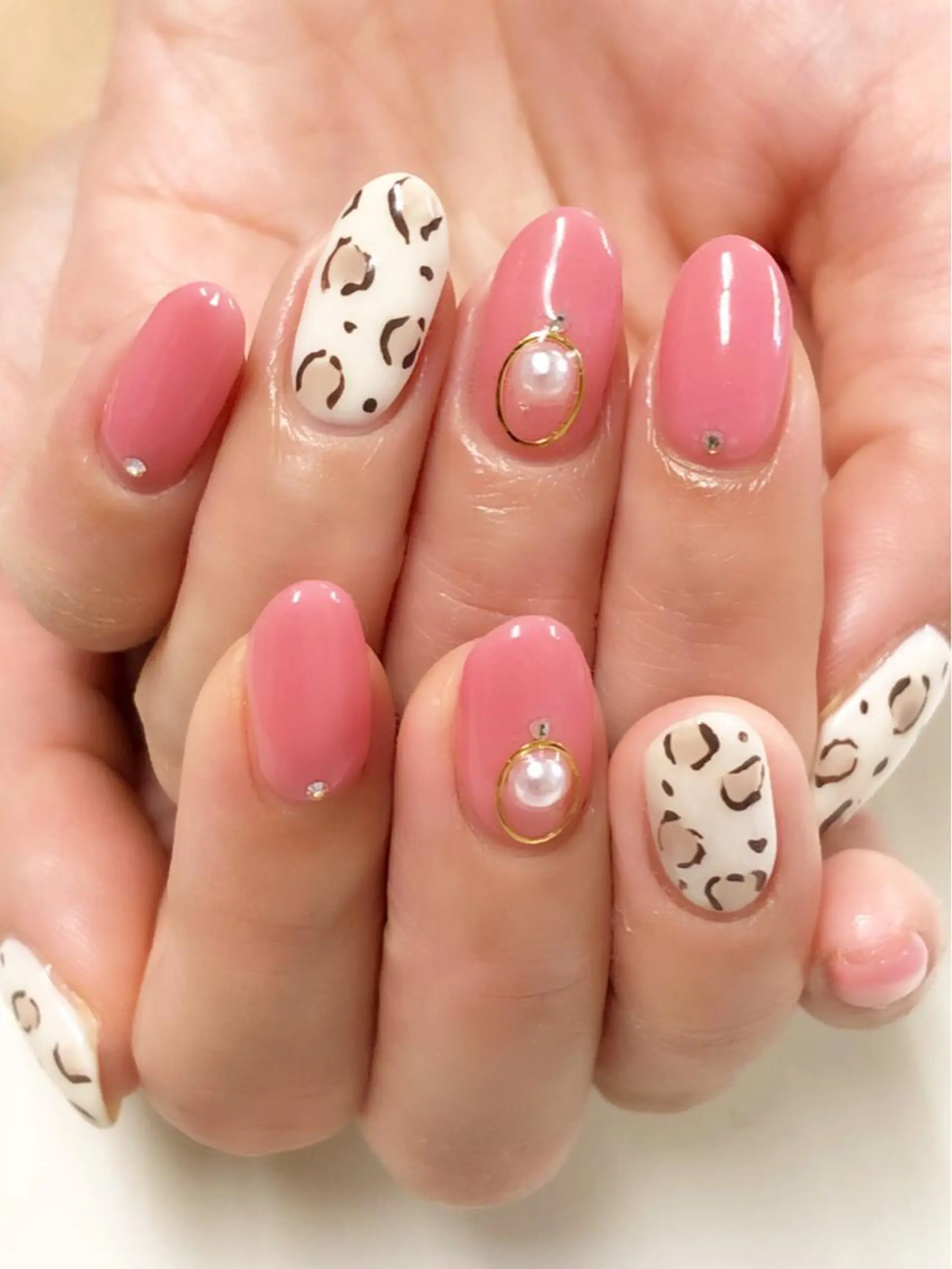 ネイル アニマル柄 KIREIE NAILSのネイルデザイン