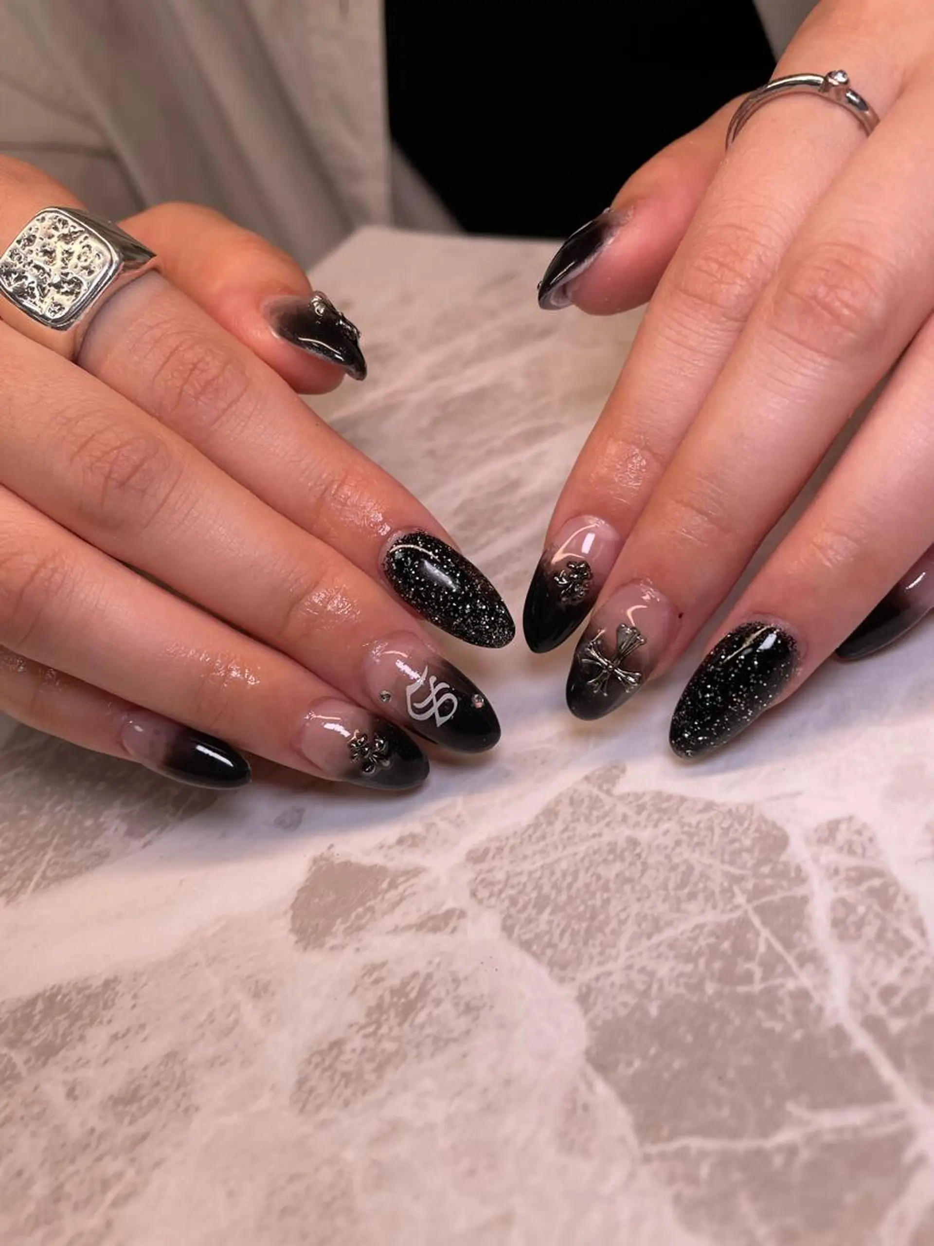 ネイル ハンドネイル YOUTH nails waxing所属・YOUTH natsumiのネイルデザイン