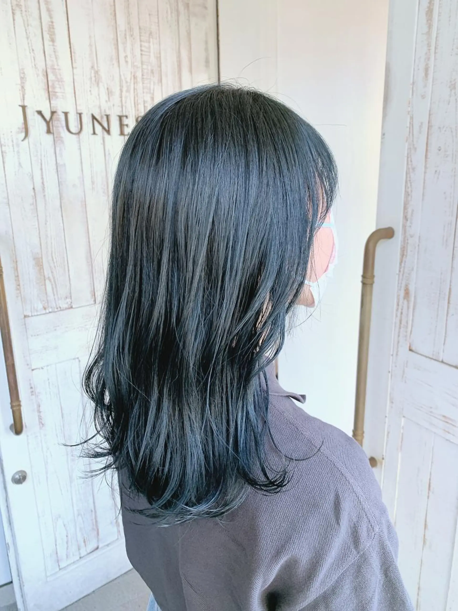 セミロング カラー ヘアアレンジ 黒髪 ブルーカラー ブルーブラック ブルージュ イルミナカラー JYUNESU表参道所属・似合わせhair🔸 アサダ　タカコ🔸のヘアスタイル