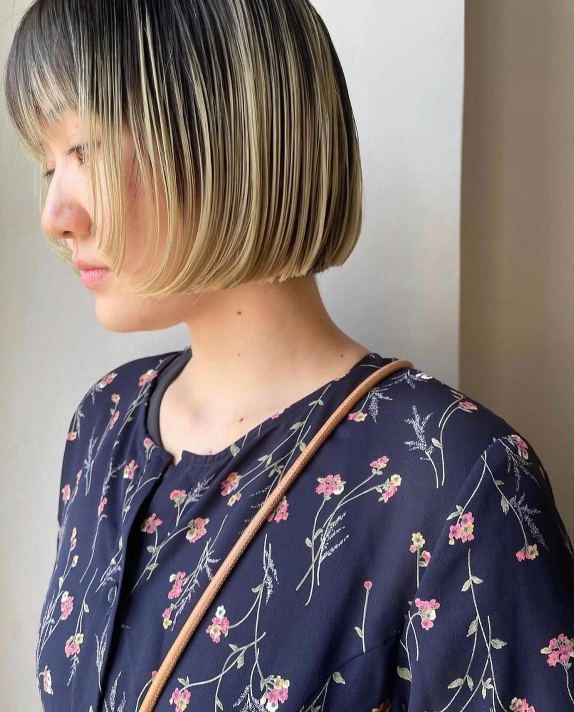 セミロング パーマ カラー ショートボブ セミロングパーマ アディクシーカラー ブリーチ ケアブリーチ カット ヘアカラー トリートメント CEINE OURのヘアスタイル