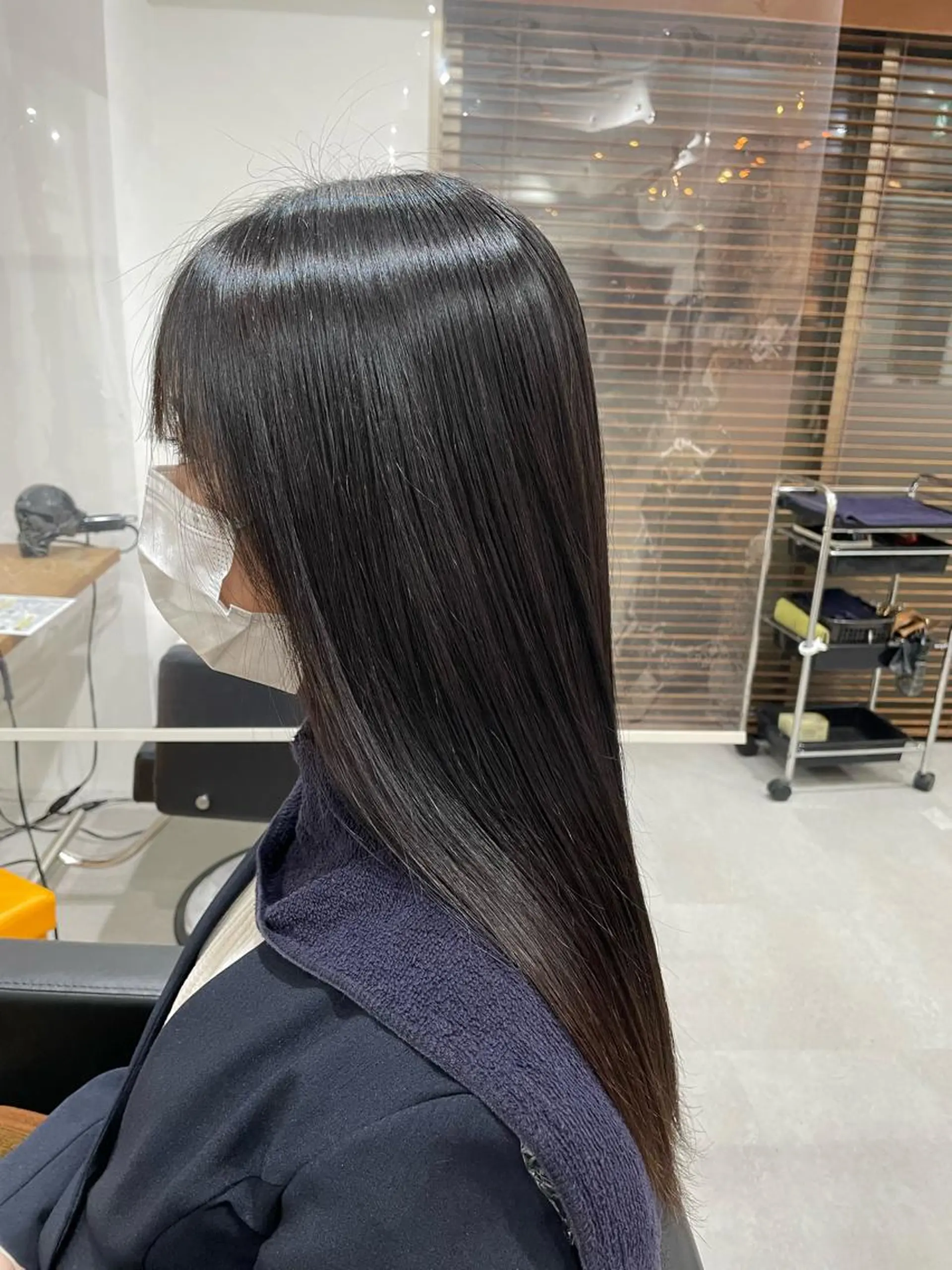 ロング 🐬脱白髪染めカラー 清水大世🐬のヘアスタイル