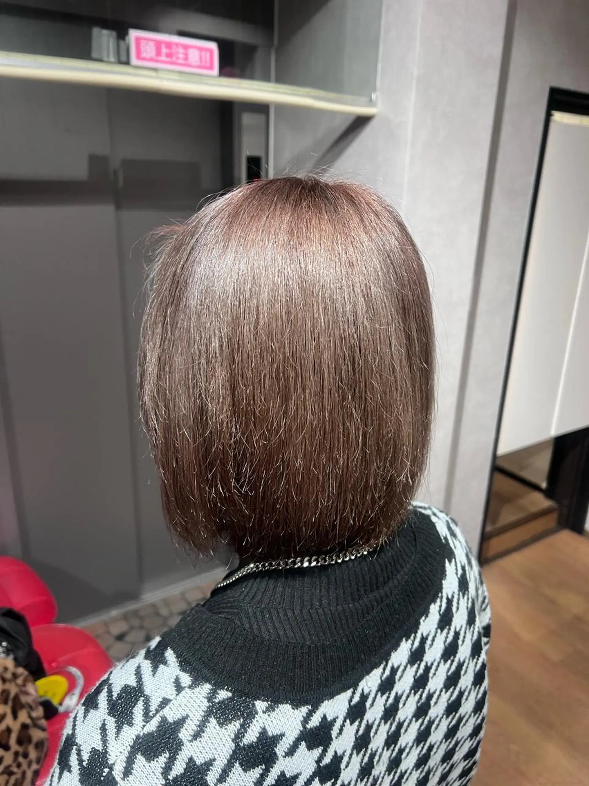 ショート ヘアカラー Vis ill所属・イリオモテ レナのヘアスタイル