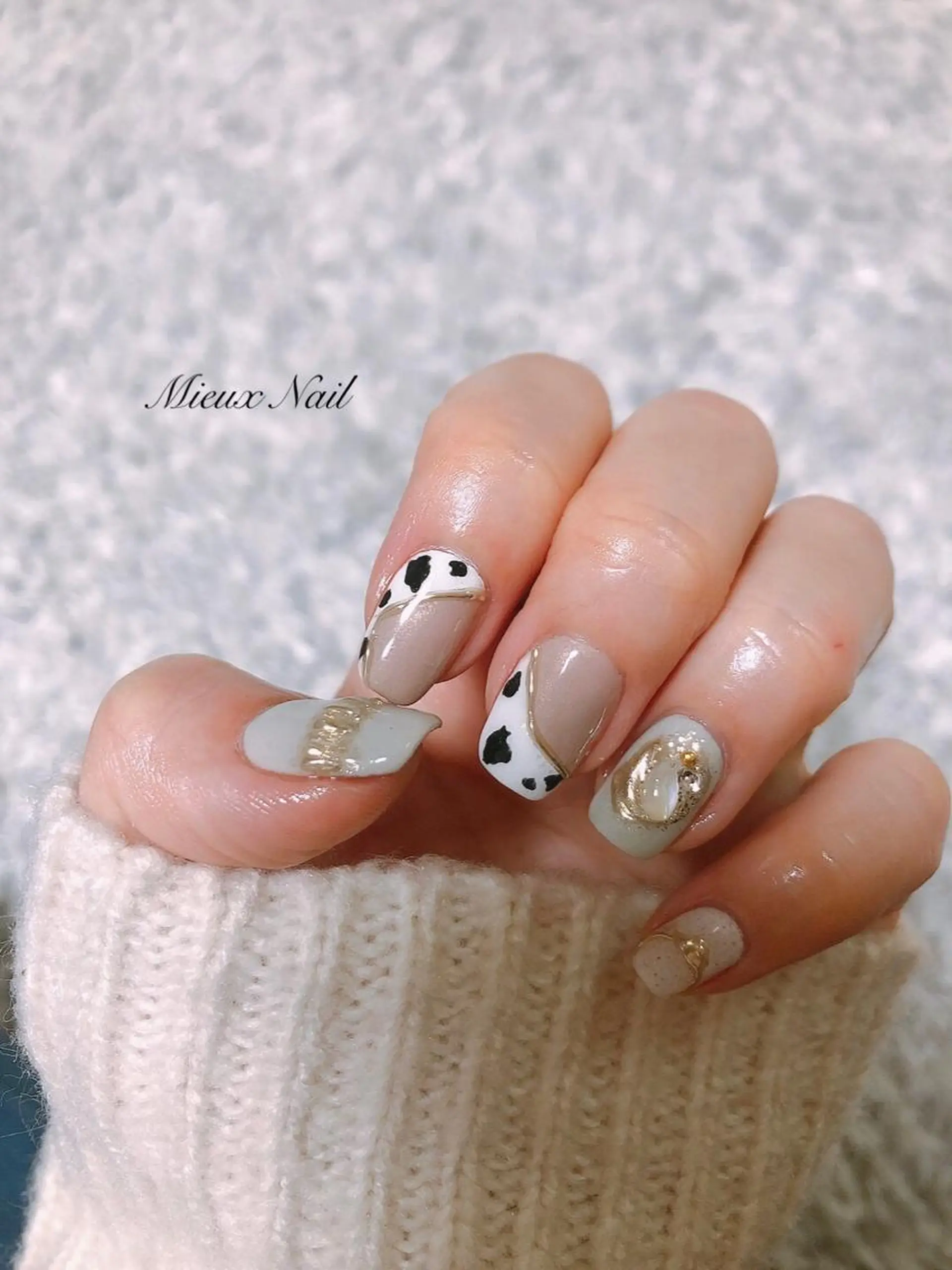 ネイル ニュアンスネイル ハンドネイル 市川 麻衣子のネイルデザイン